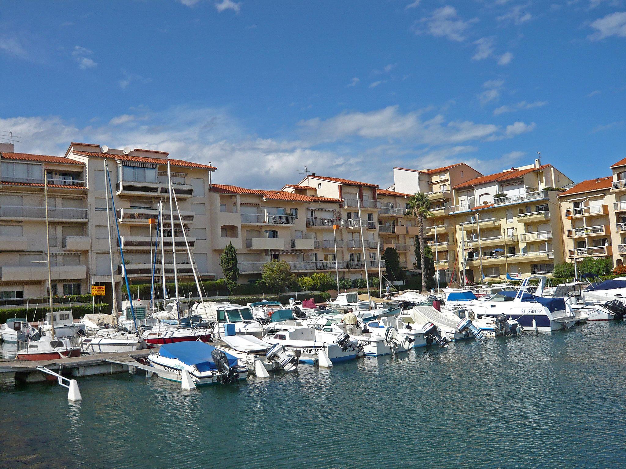 Foto 14 - Apartment mit 1 Schlafzimmer in Canet-en-Roussillon mit blick aufs meer