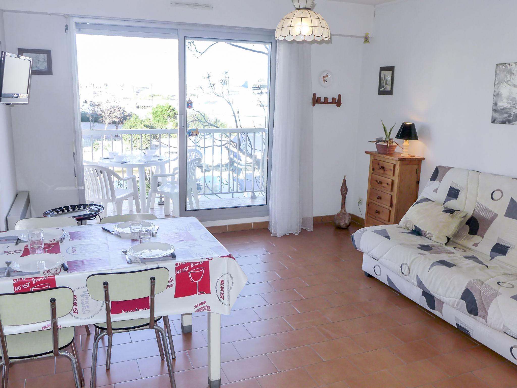 Foto 6 - Apartamento de 1 habitación en Canet-en-Roussillon con vistas al mar