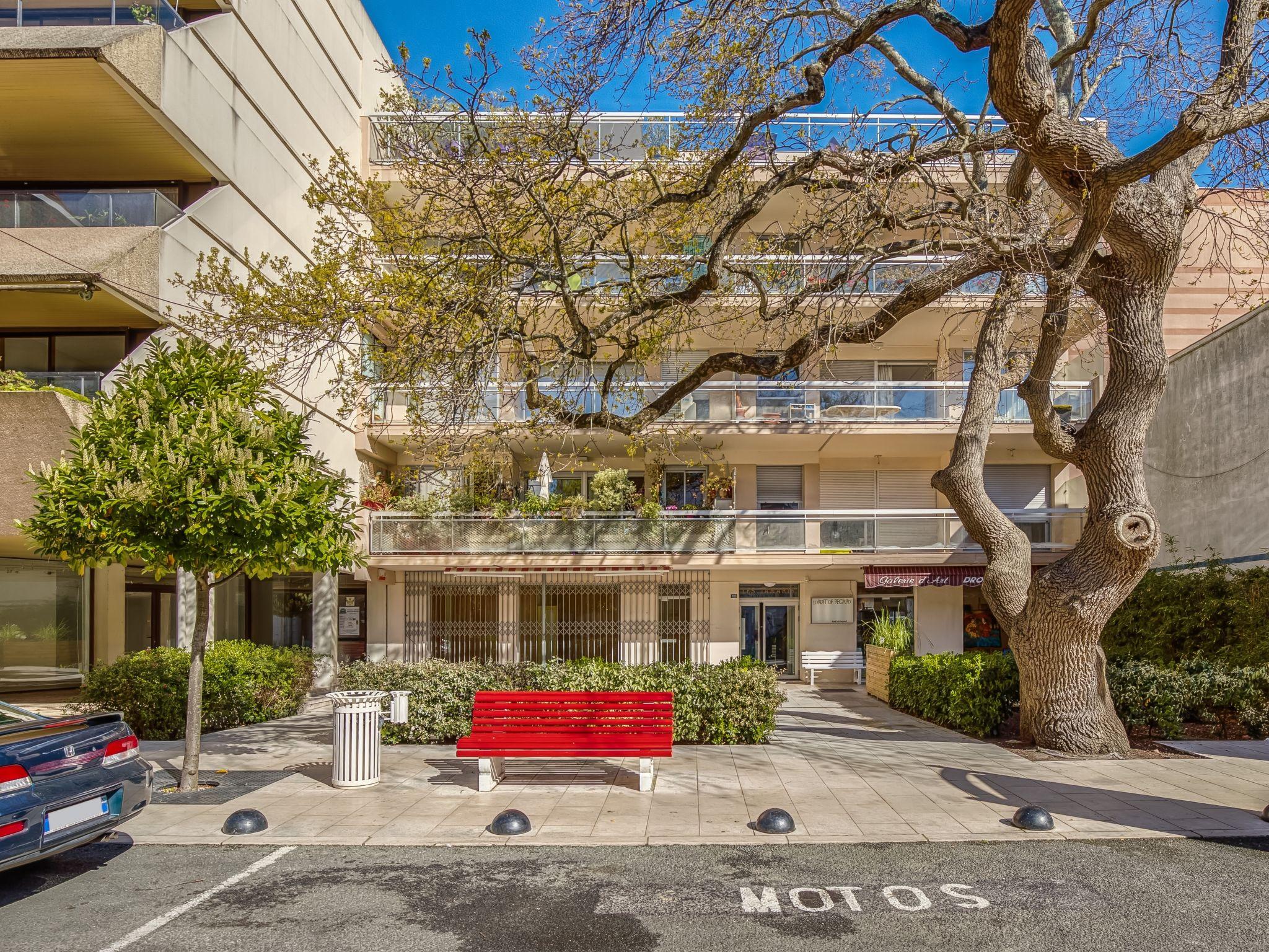 Photo 3 - 2 bedroom Apartment in Arcachon with terrace and sea view