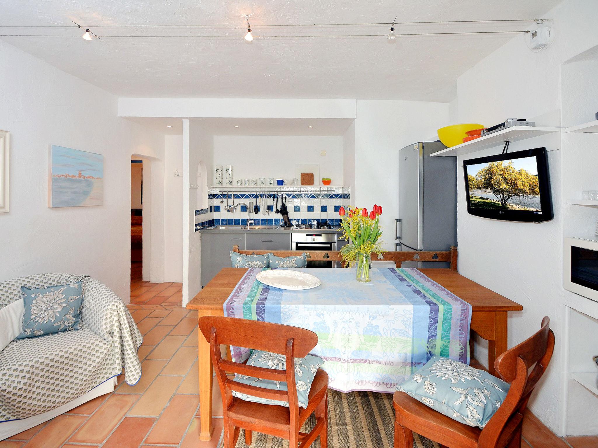 Photo 3 - 2 bedroom Apartment in Vence with swimming pool and terrace