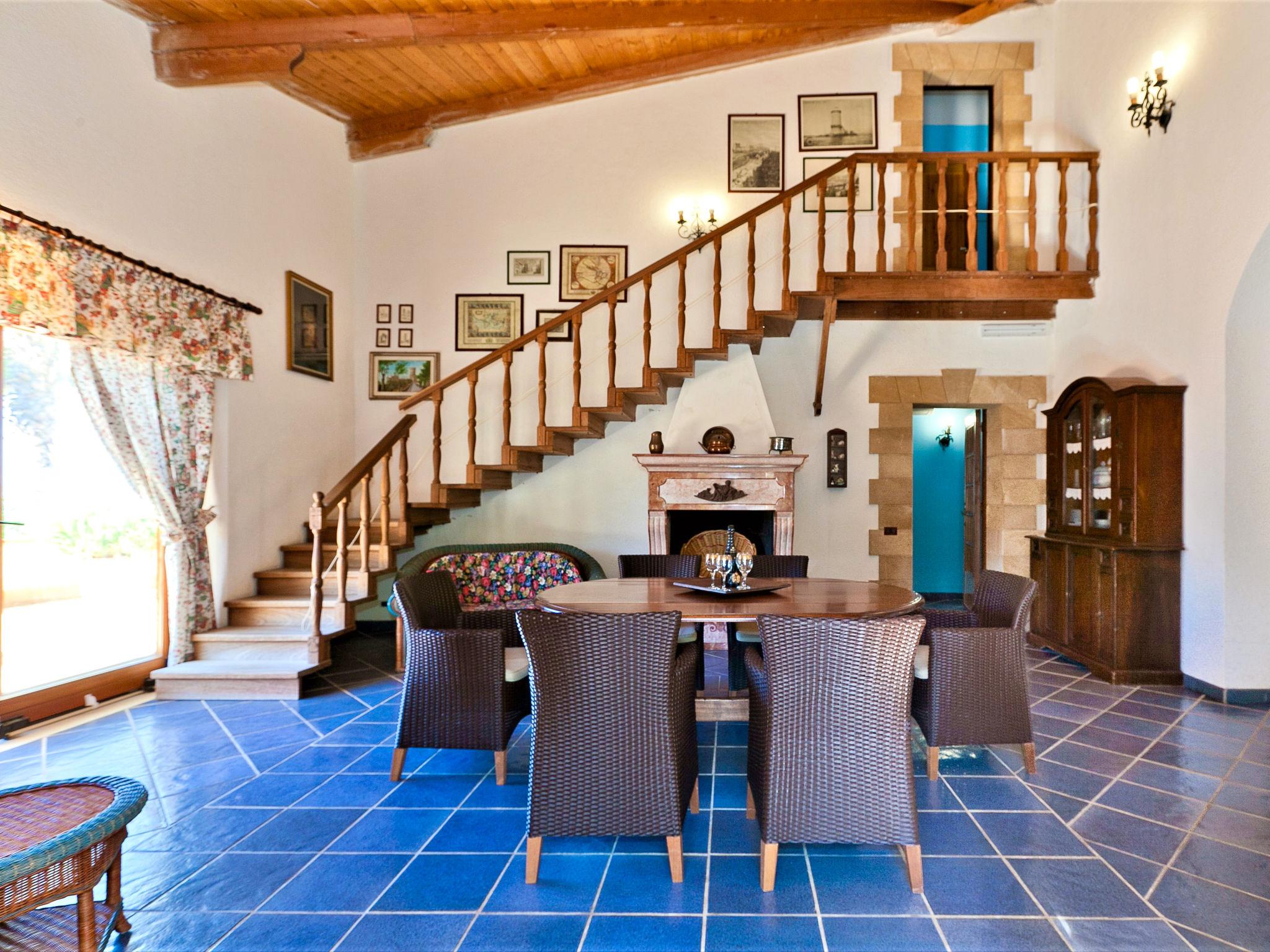 Photo 8 - 6 bedroom House in Valderice with private pool and terrace