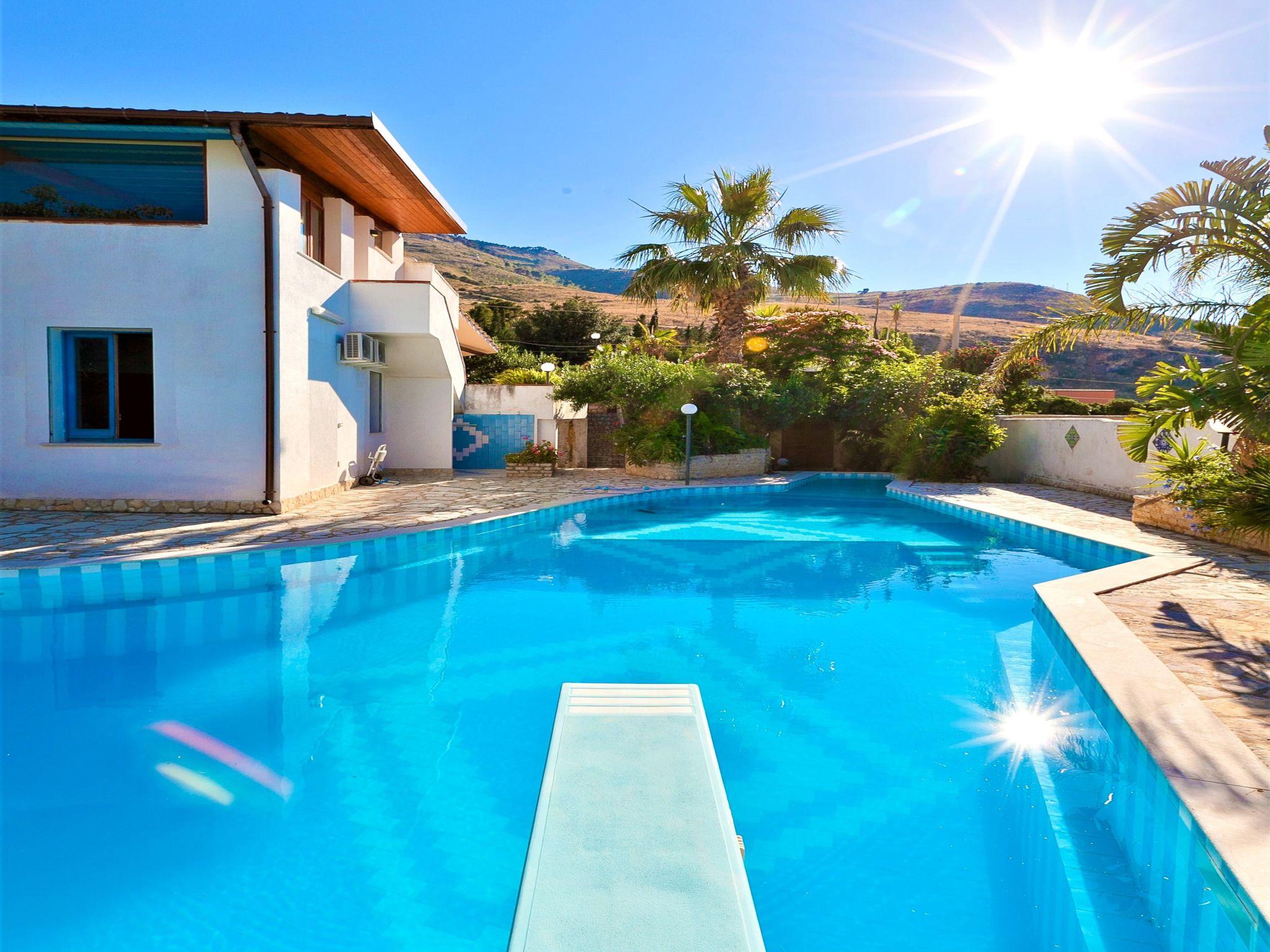 Photo 44 - Maison de 6 chambres à Valderice avec piscine privée et jardin