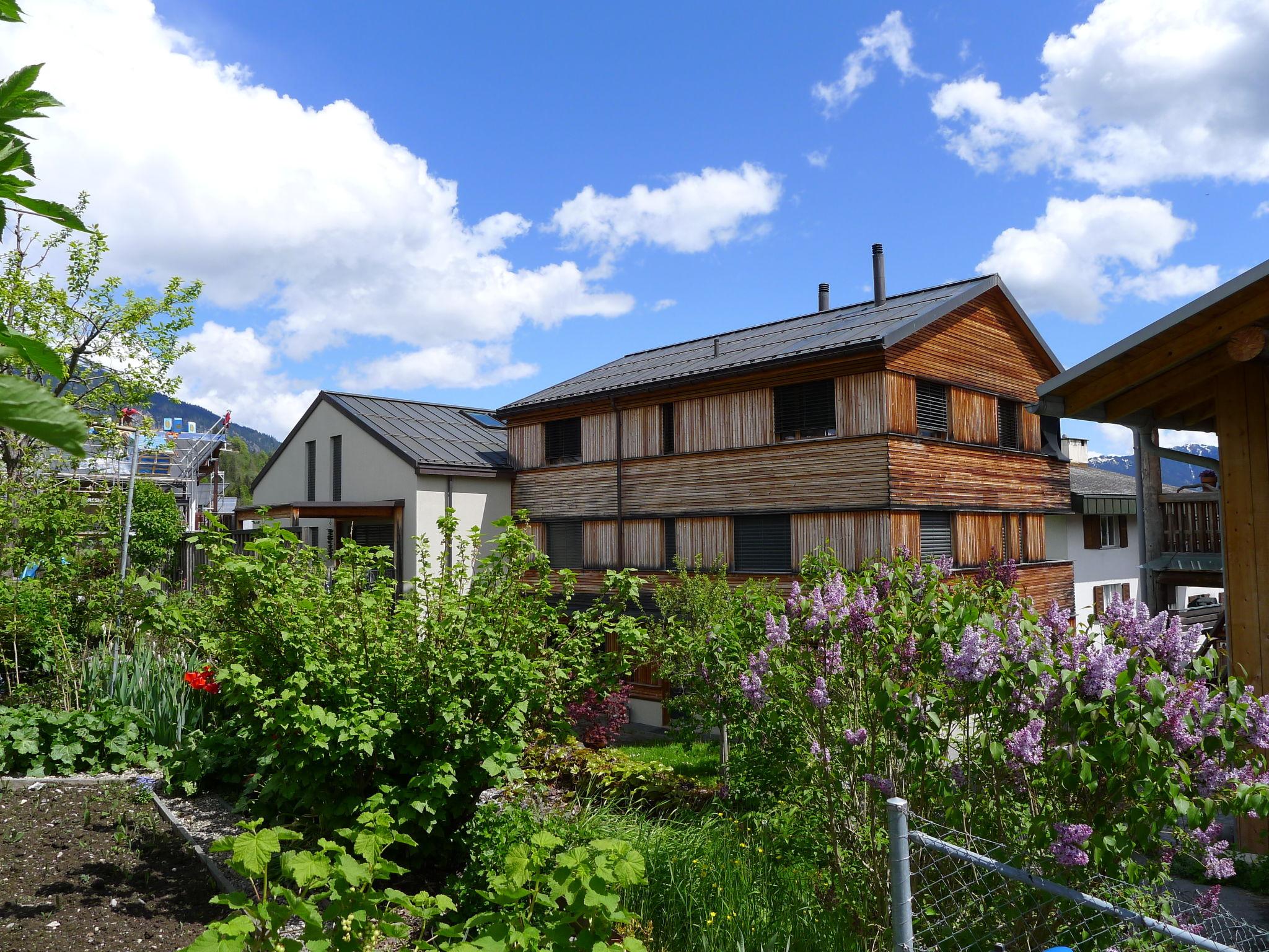 Foto 22 - Appartamento con 2 camere da letto a Flims con vista sulle montagne