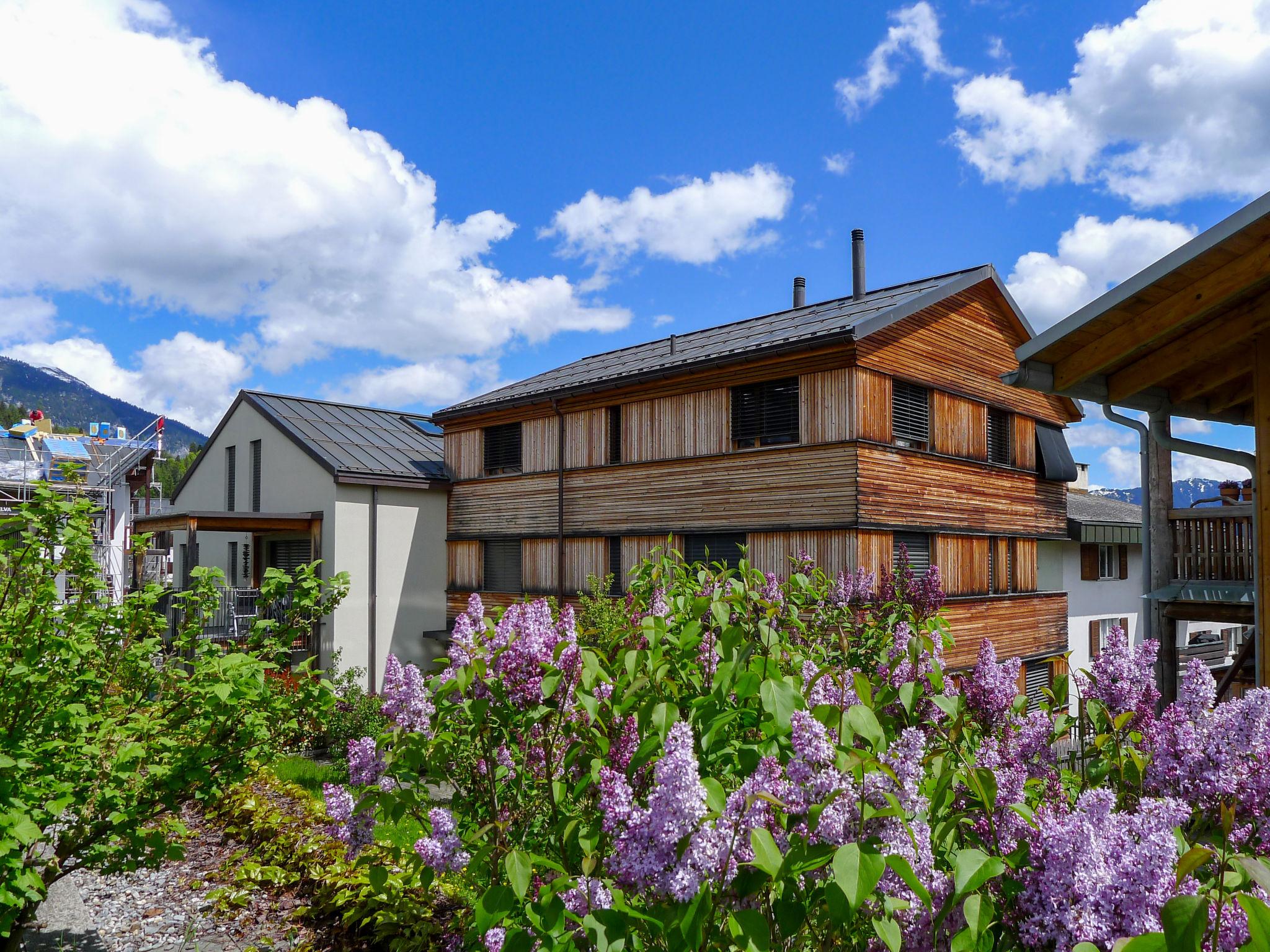 Foto 1 - Apartamento de 2 habitaciones en Flims con vistas a la montaña