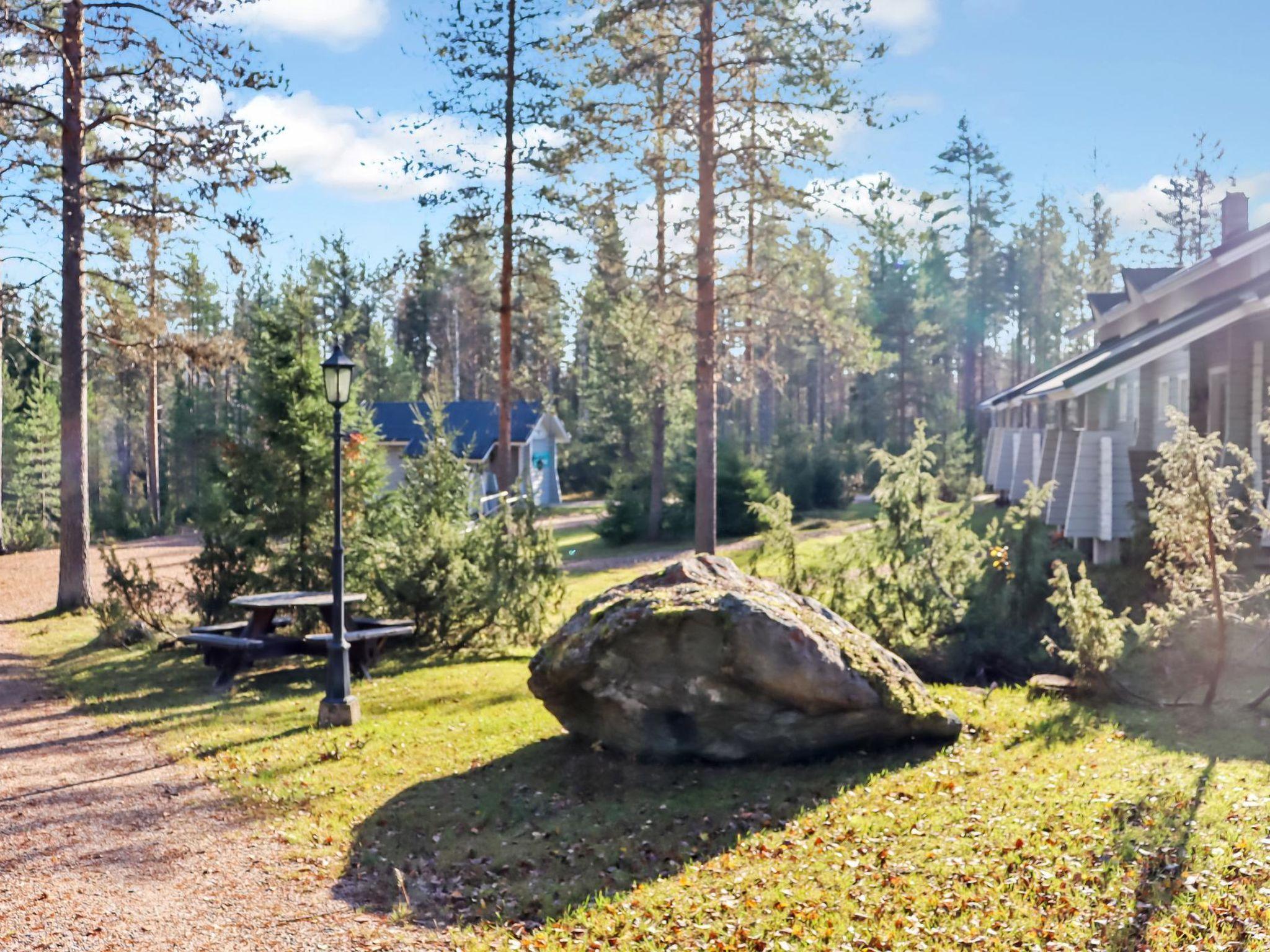 Foto 18 - Haus mit 1 Schlafzimmer in Puolanka mit sauna und blick auf die berge