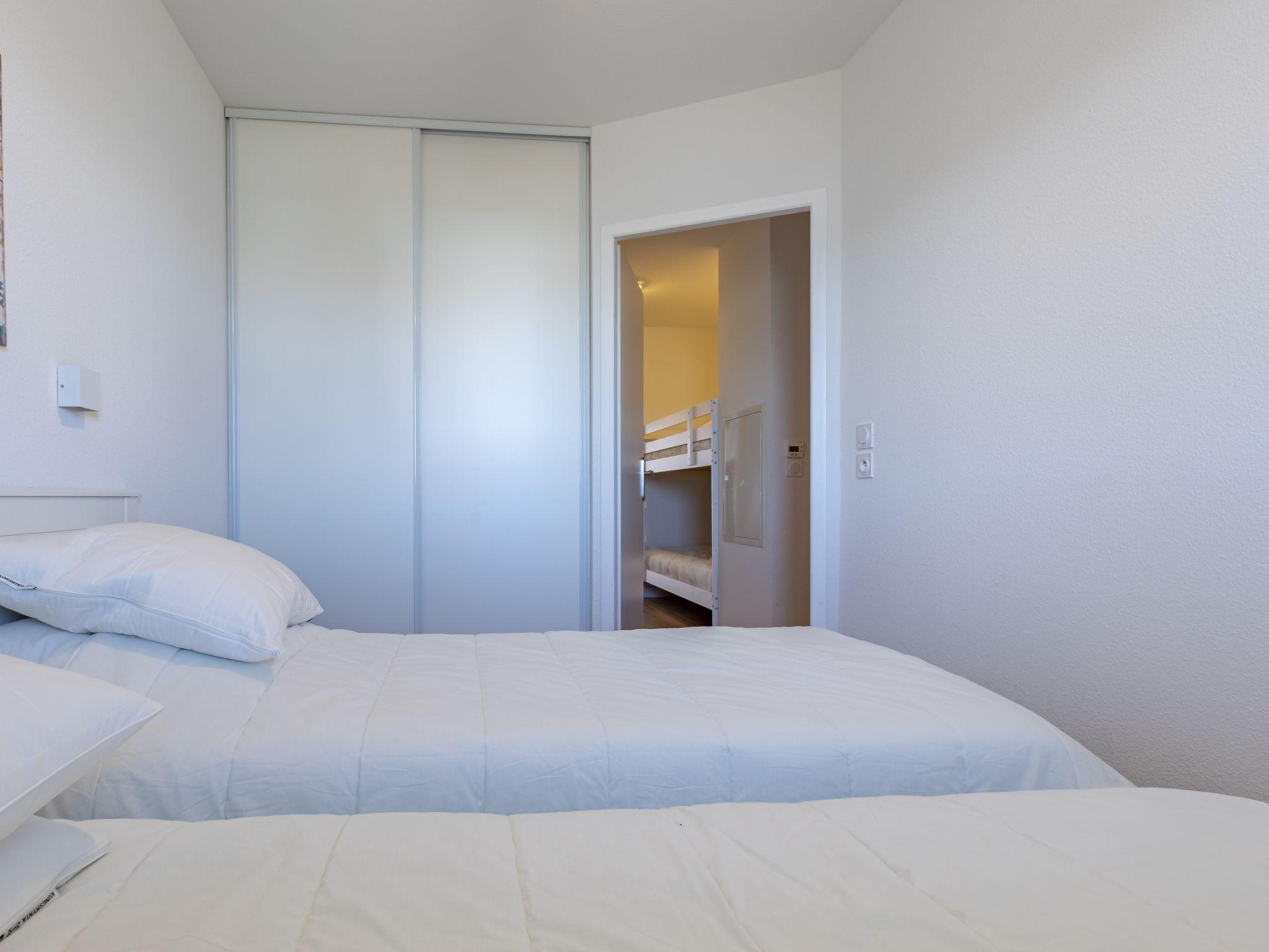Foto 7 - Appartamento con 3 camere da letto a Mimizan con piscina e vista mare