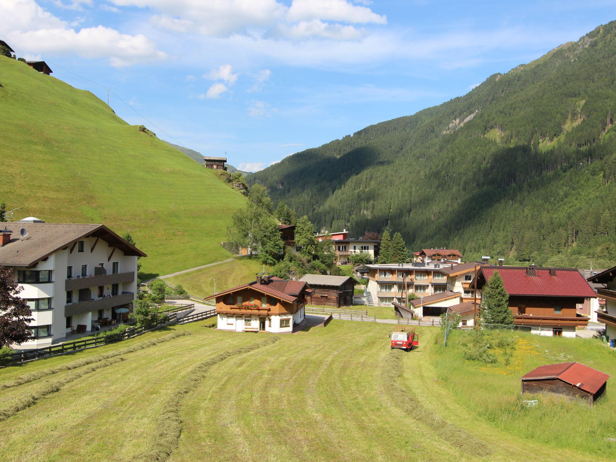 Foto 42 - Haus mit 4 Schlafzimmern in Tux mit terrasse und blick auf die berge