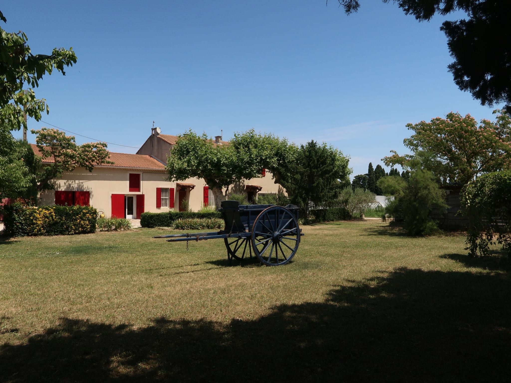 Photo 1 - Maison de 3 chambres à Châteaurenard avec piscine privée et jardin