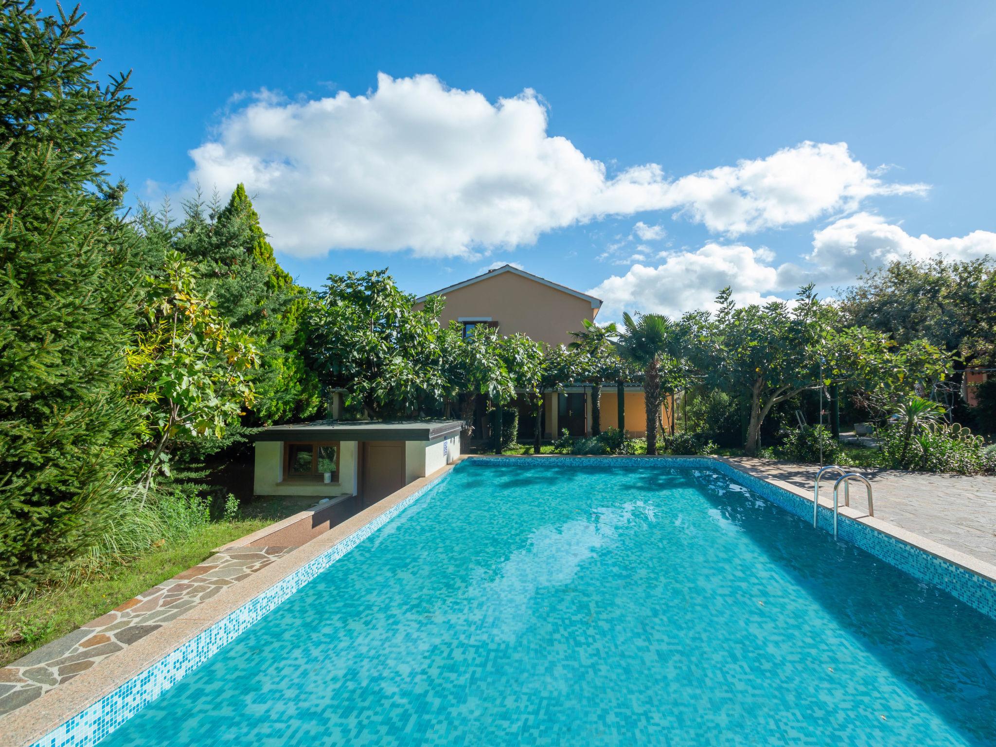 Foto 43 - Casa con 5 camere da letto a Žminj con piscina privata e giardino