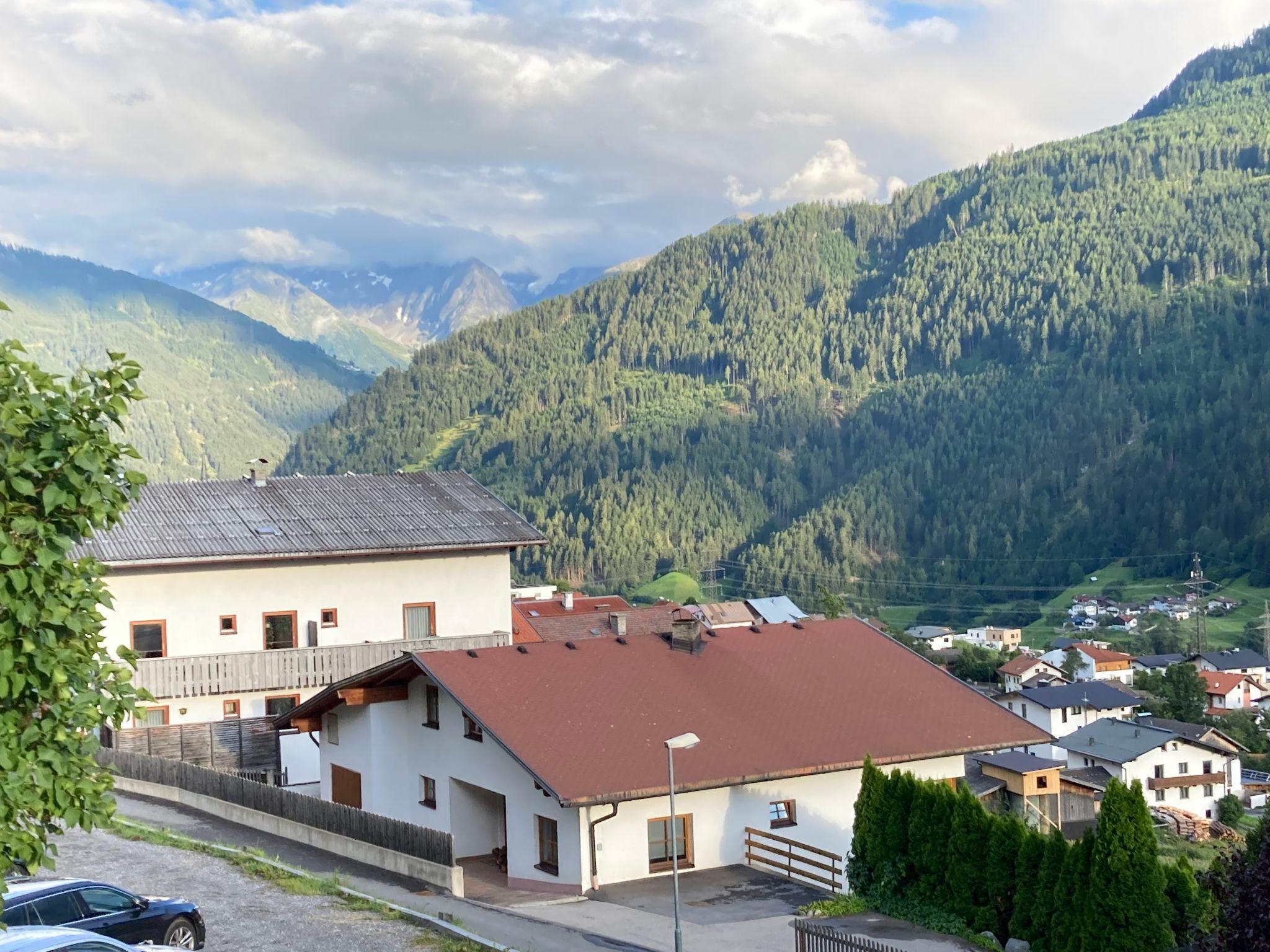 Photo 24 - Appartement de 2 chambres à Fließ avec jardin et vues sur la montagne