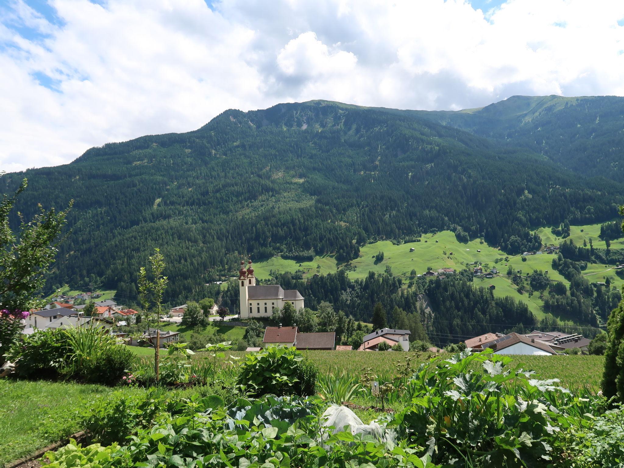 Photo 2 - Appartement de 2 chambres à Fließ avec jardin et vues sur la montagne