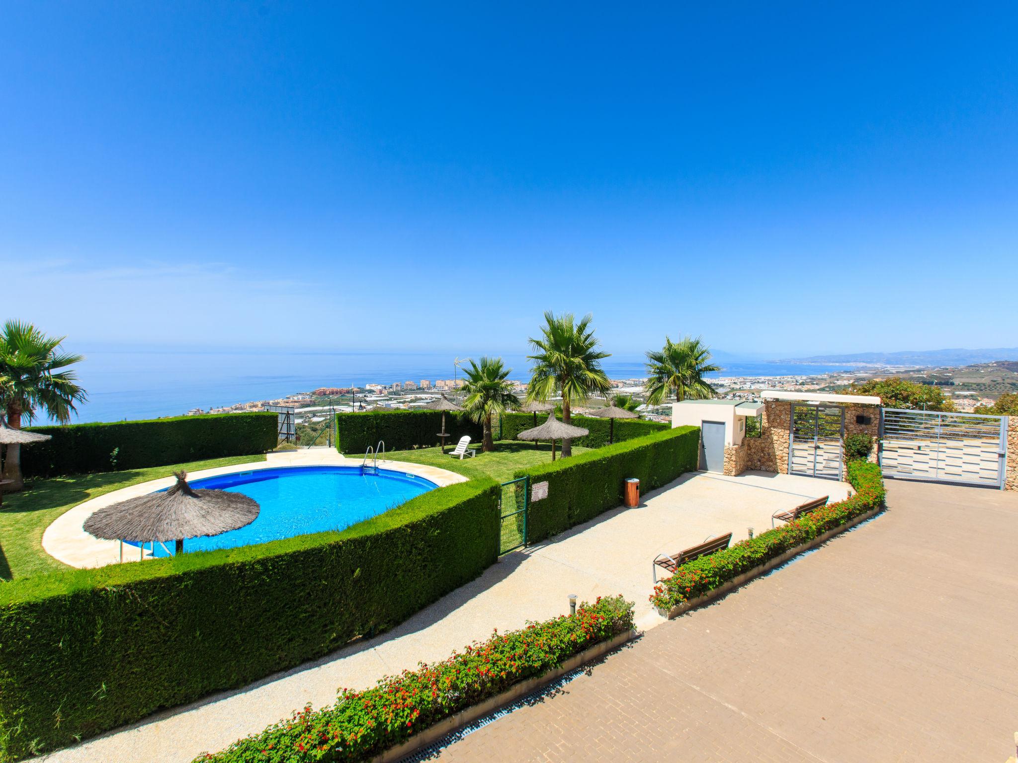 Foto 20 - Haus mit 3 Schlafzimmern in Torrox mit schwimmbad und blick aufs meer