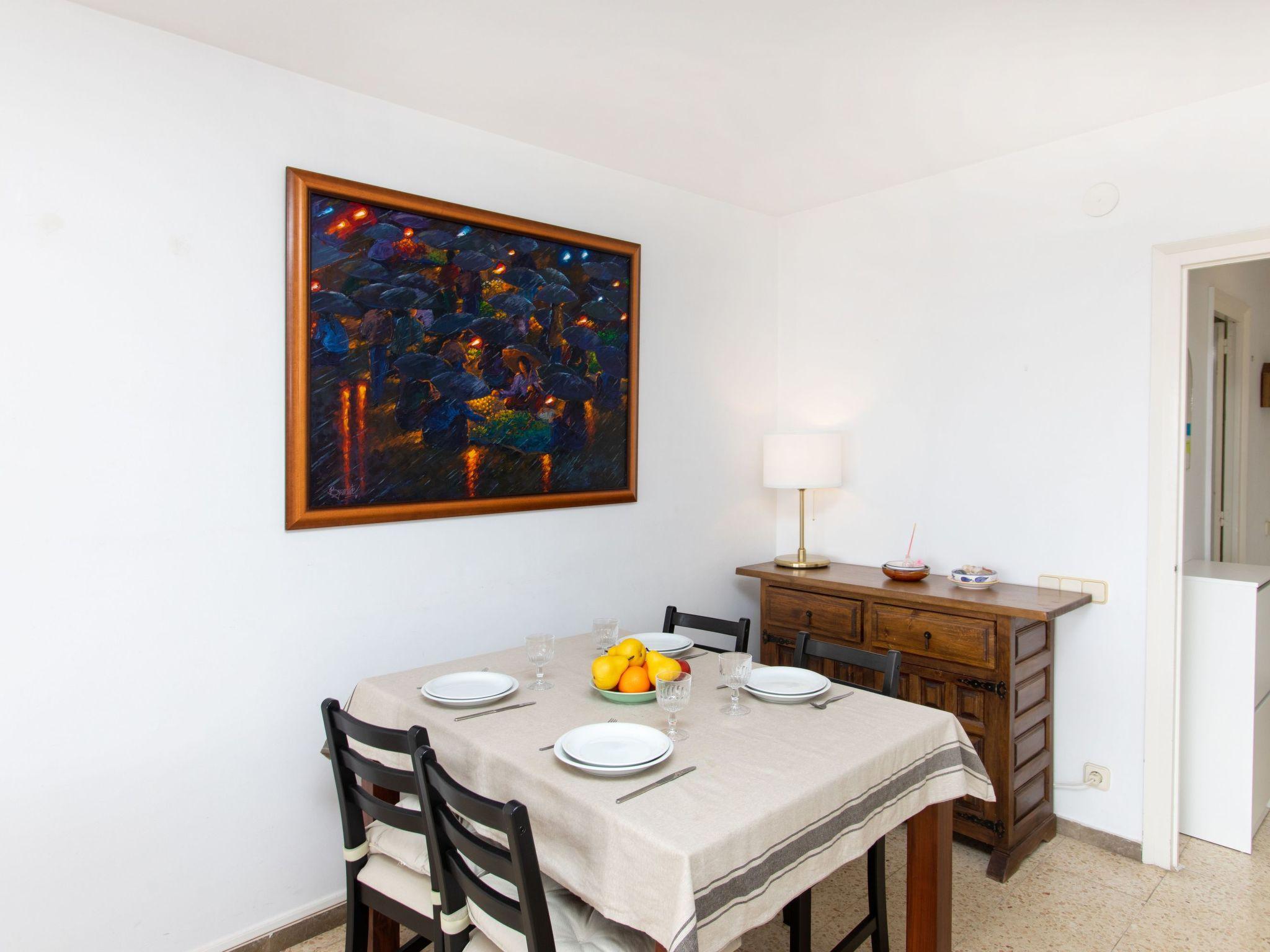 Photo 12 - 2 bedroom Apartment in Tossa de Mar with terrace