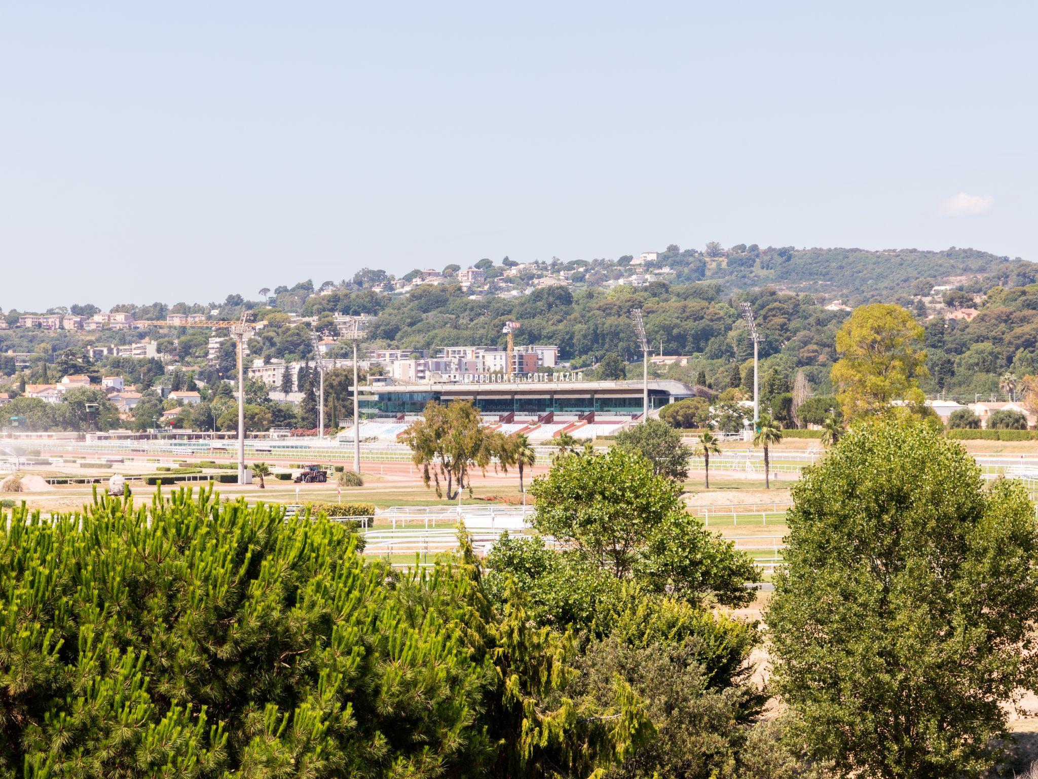 Foto 13 - Apartamento de 2 quartos em Cagnes-sur-Mer com terraço e vistas do mar