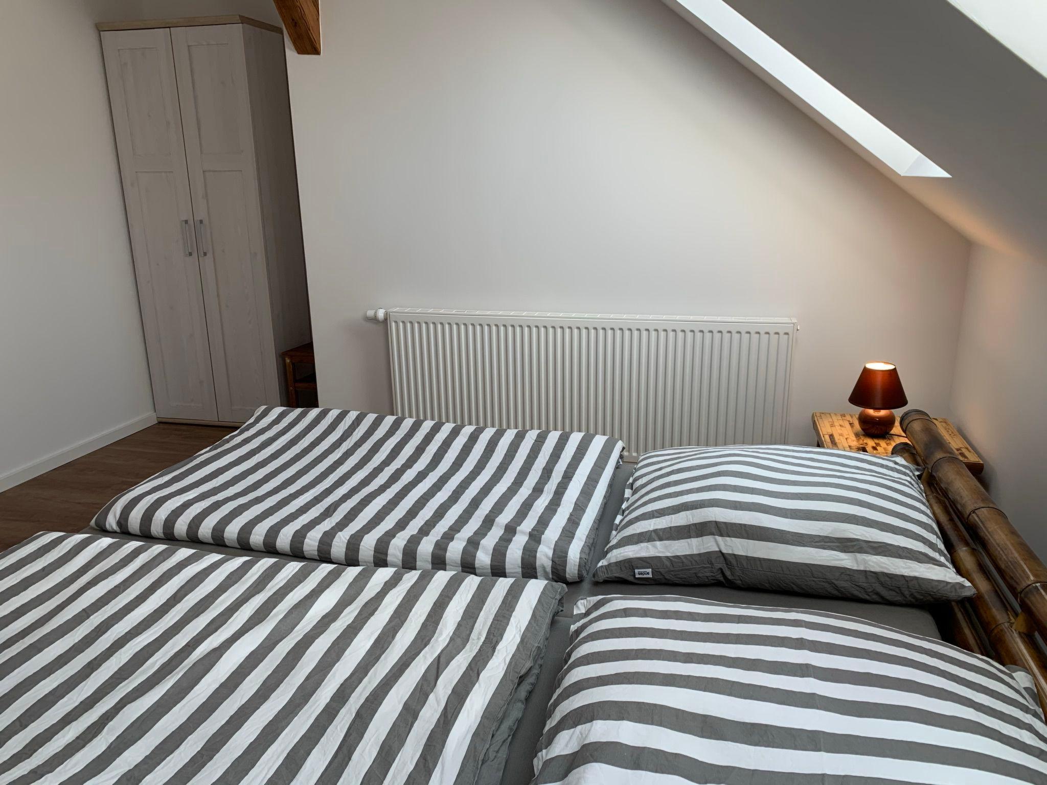 Foto 11 - Appartamento con 3 camere da letto a Westerholt con vista mare