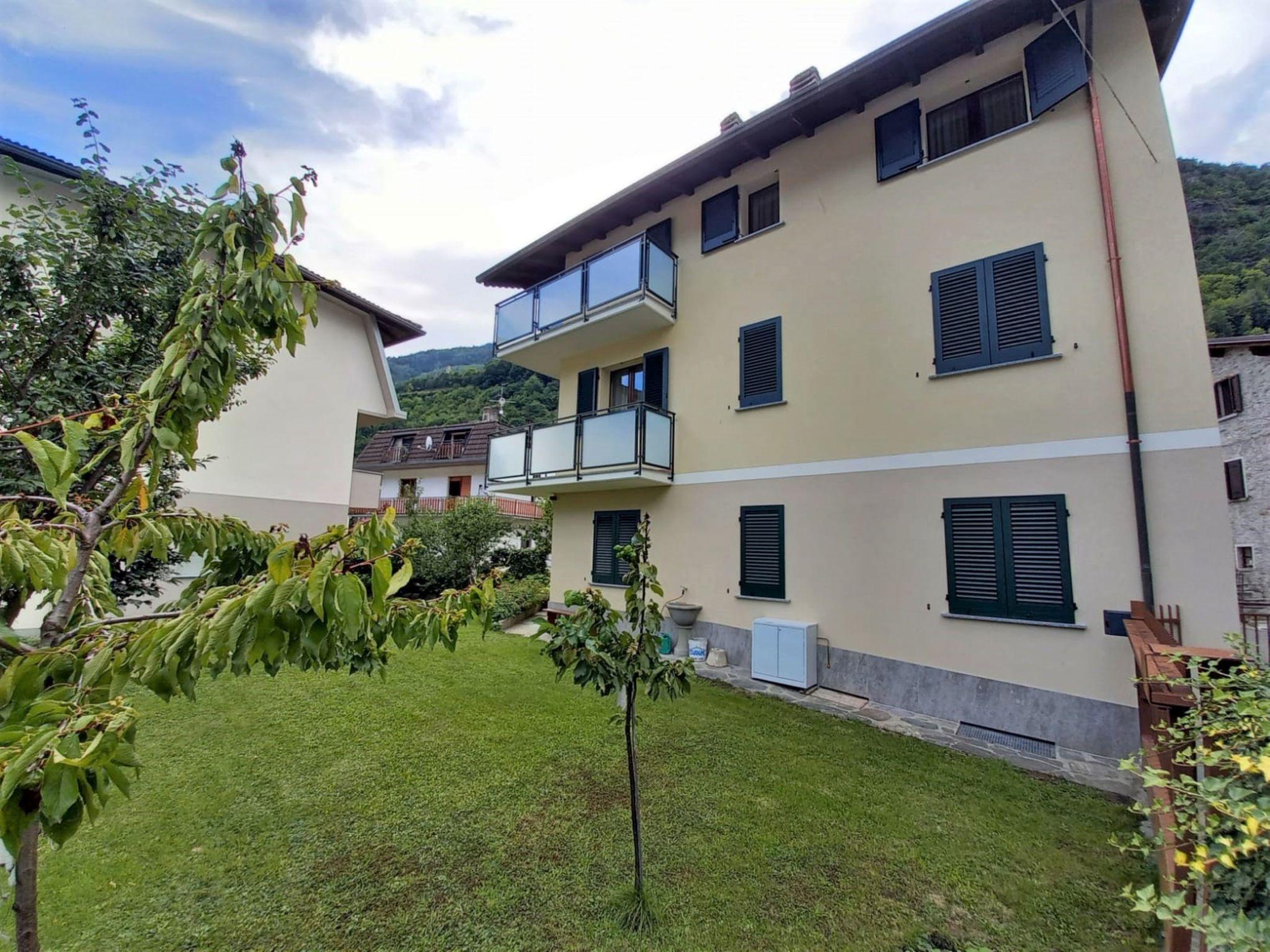 Foto 27 - Apartamento de 3 habitaciones en Grosotto con jardín y vistas a la montaña