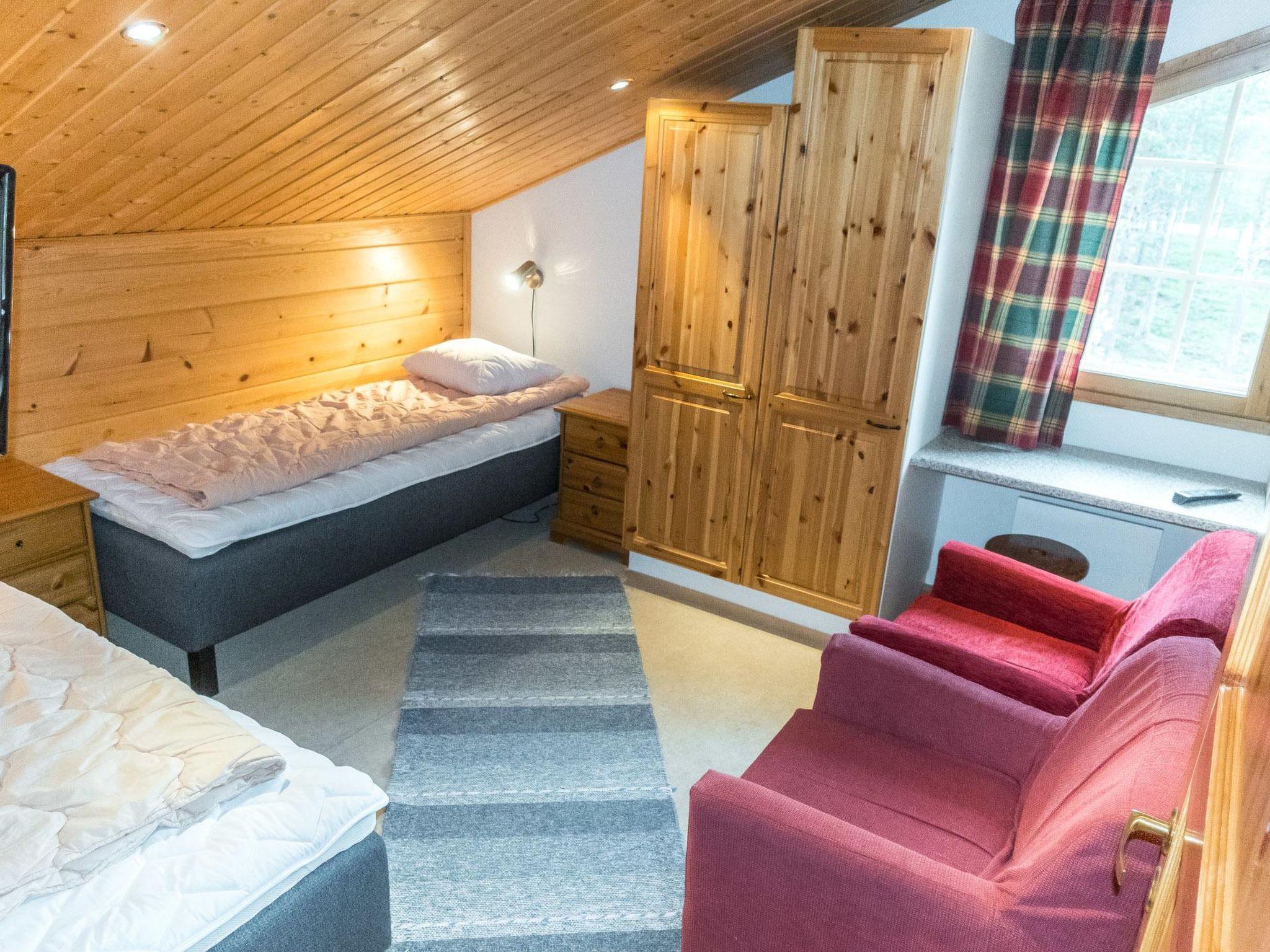 Foto 15 - Casa con 4 camere da letto a Kittilä con sauna e vista sulle montagne