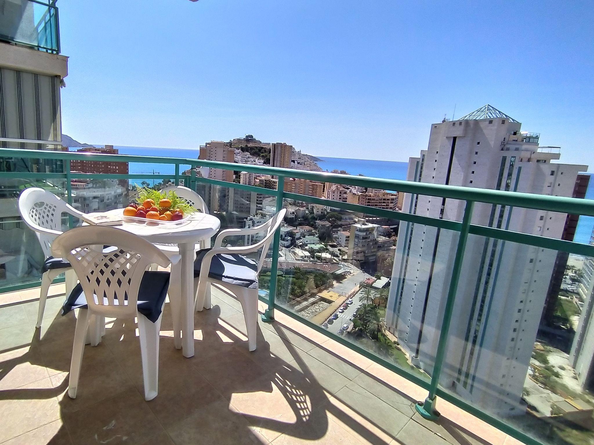 Foto 3 - Apartamento de 1 quarto em Villajoyosa com piscina e vistas do mar