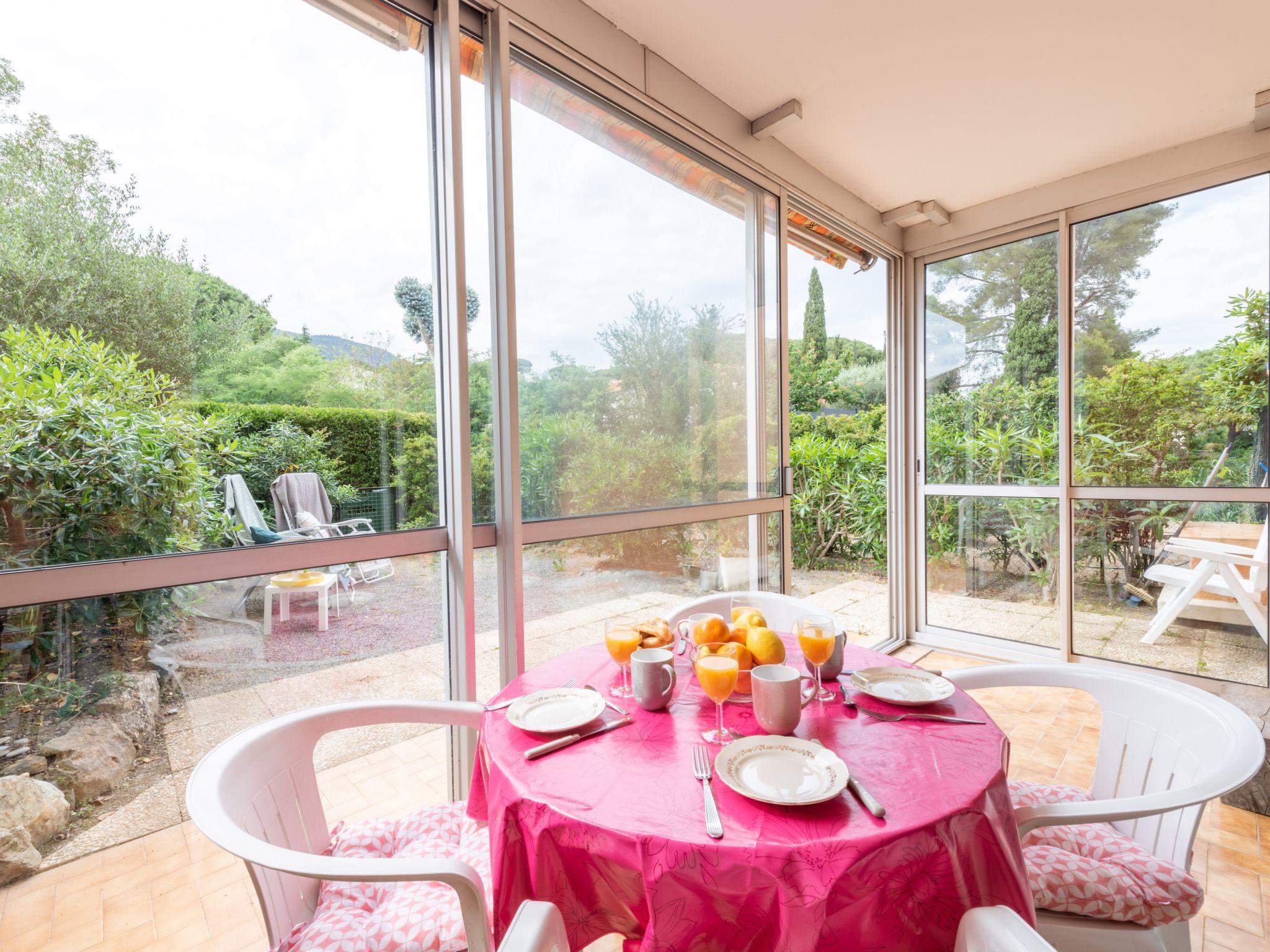 Photo 1 - Appartement en Cavalaire-sur-Mer avec vues à la mer