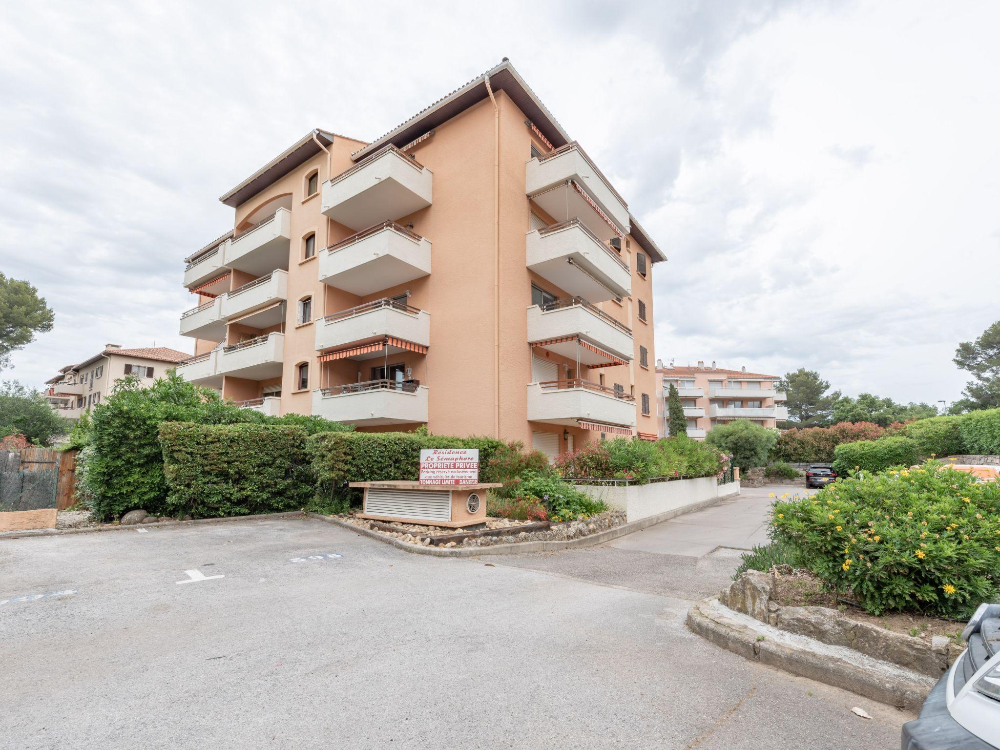 Photo 14 - Appartement en Cavalaire-sur-Mer avec vues à la mer