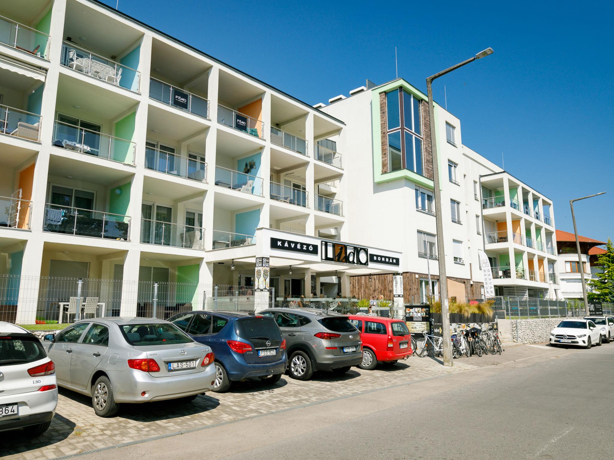 Photo 21 - Appartement de 3 chambres à Balatonlelle avec piscine et jardin