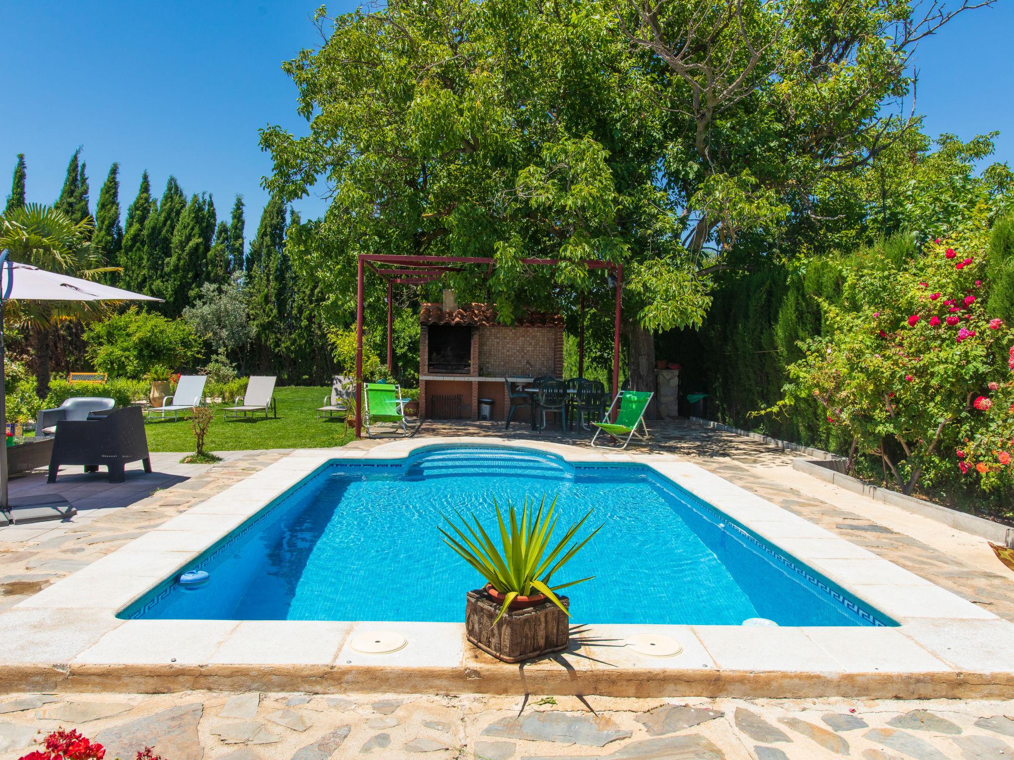 Foto 1 - Casa de 3 quartos em Nigüelas com piscina privada e vista para a montanha