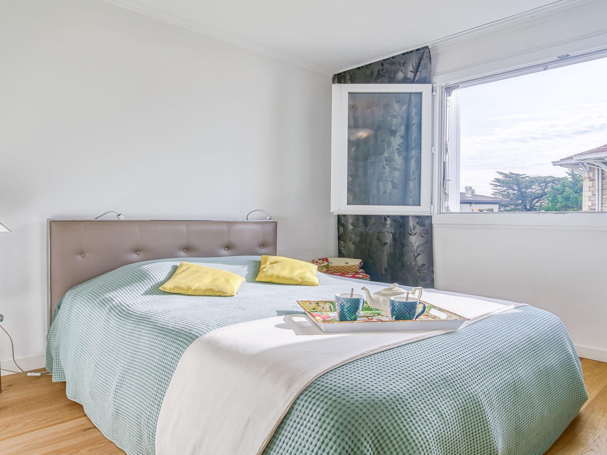 Foto 4 - Appartamento con 2 camere da letto a Biarritz con terrazza e vista mare