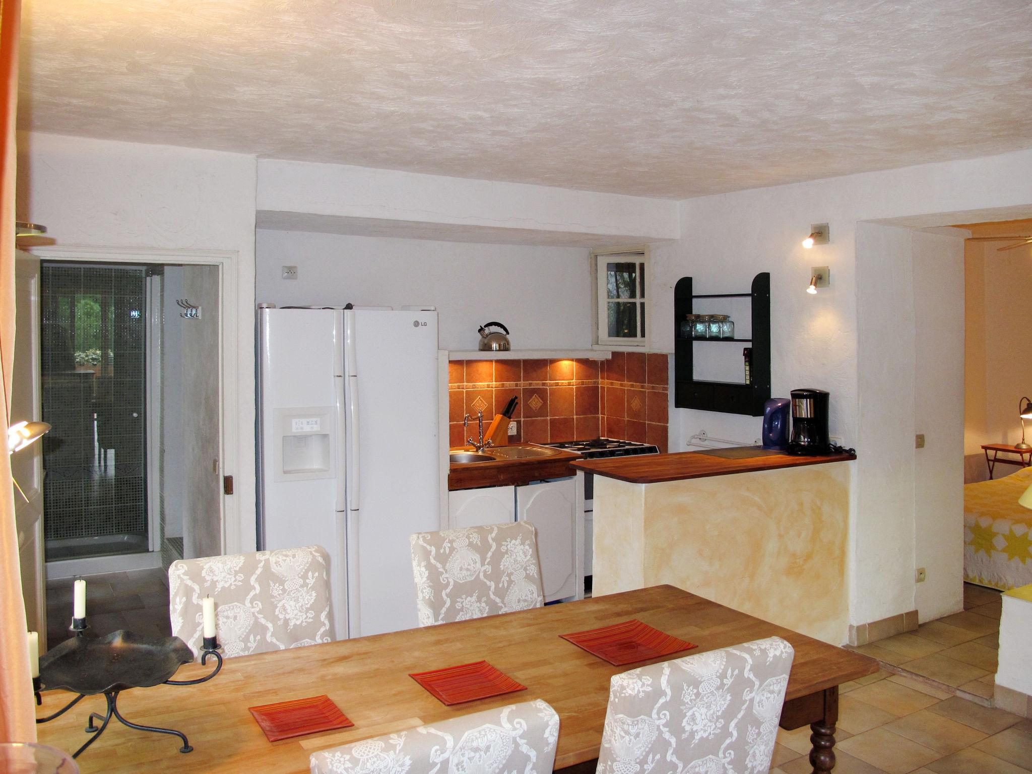 Photo 9 - 1 bedroom Apartment in Vence with swimming pool and garden