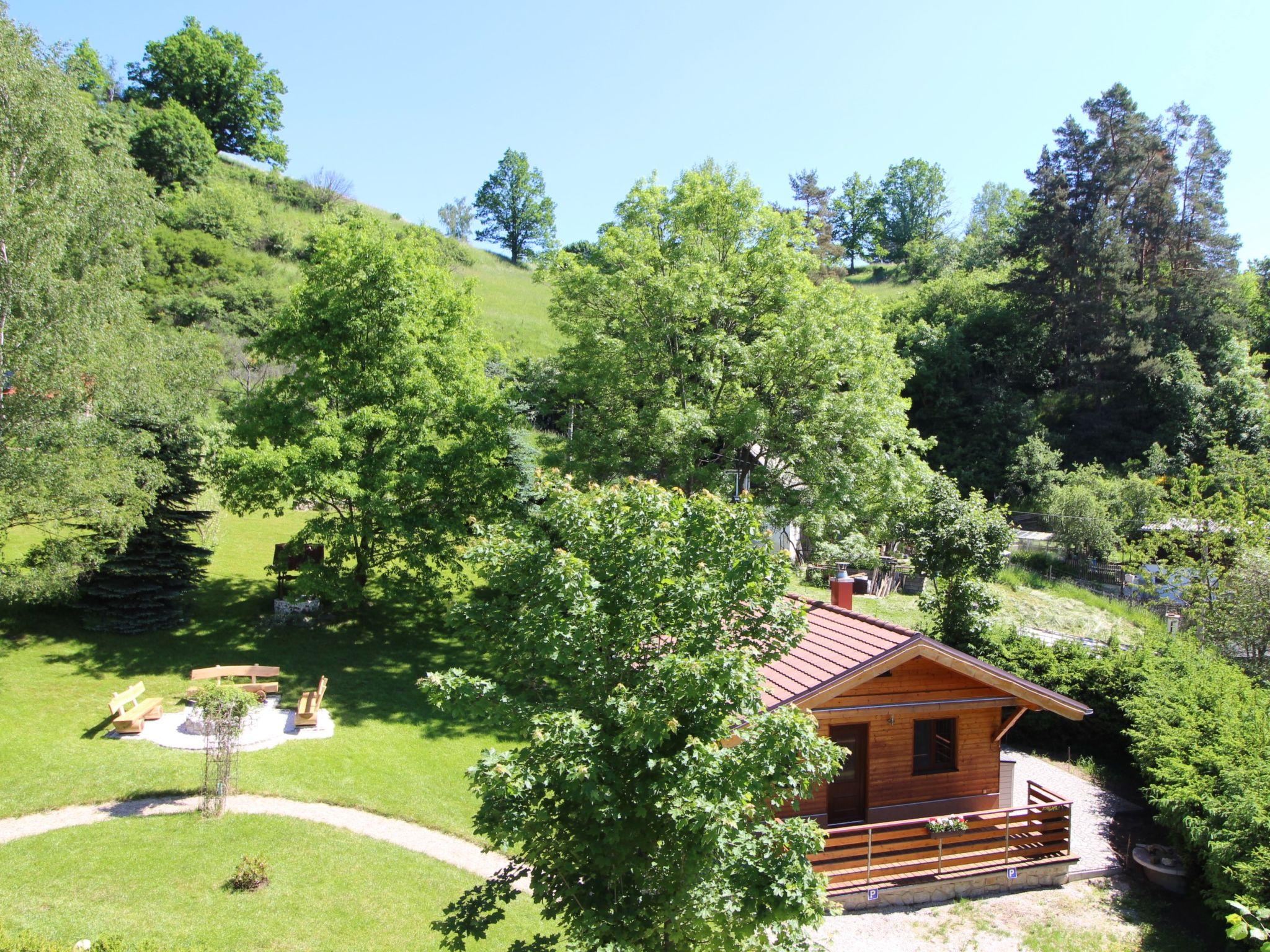 Foto 1 - Haus mit 1 Schlafzimmer in Bečov nad Teplou mit garten und terrasse