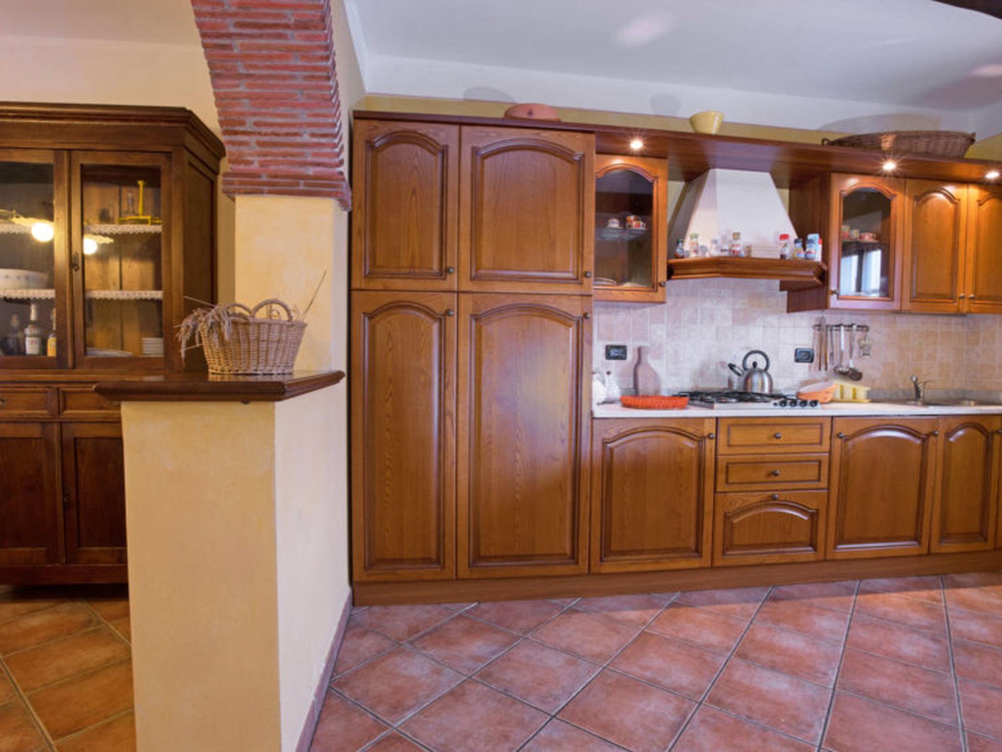 Photo 9 - 4 bedroom House in Camporgiano with private pool and garden