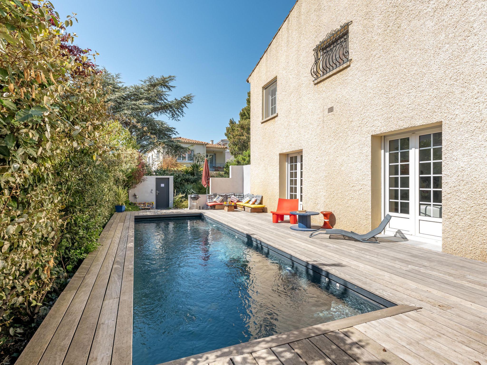 Foto 1 - Casa de 3 habitaciones en Narbonne con piscina privada y jardín