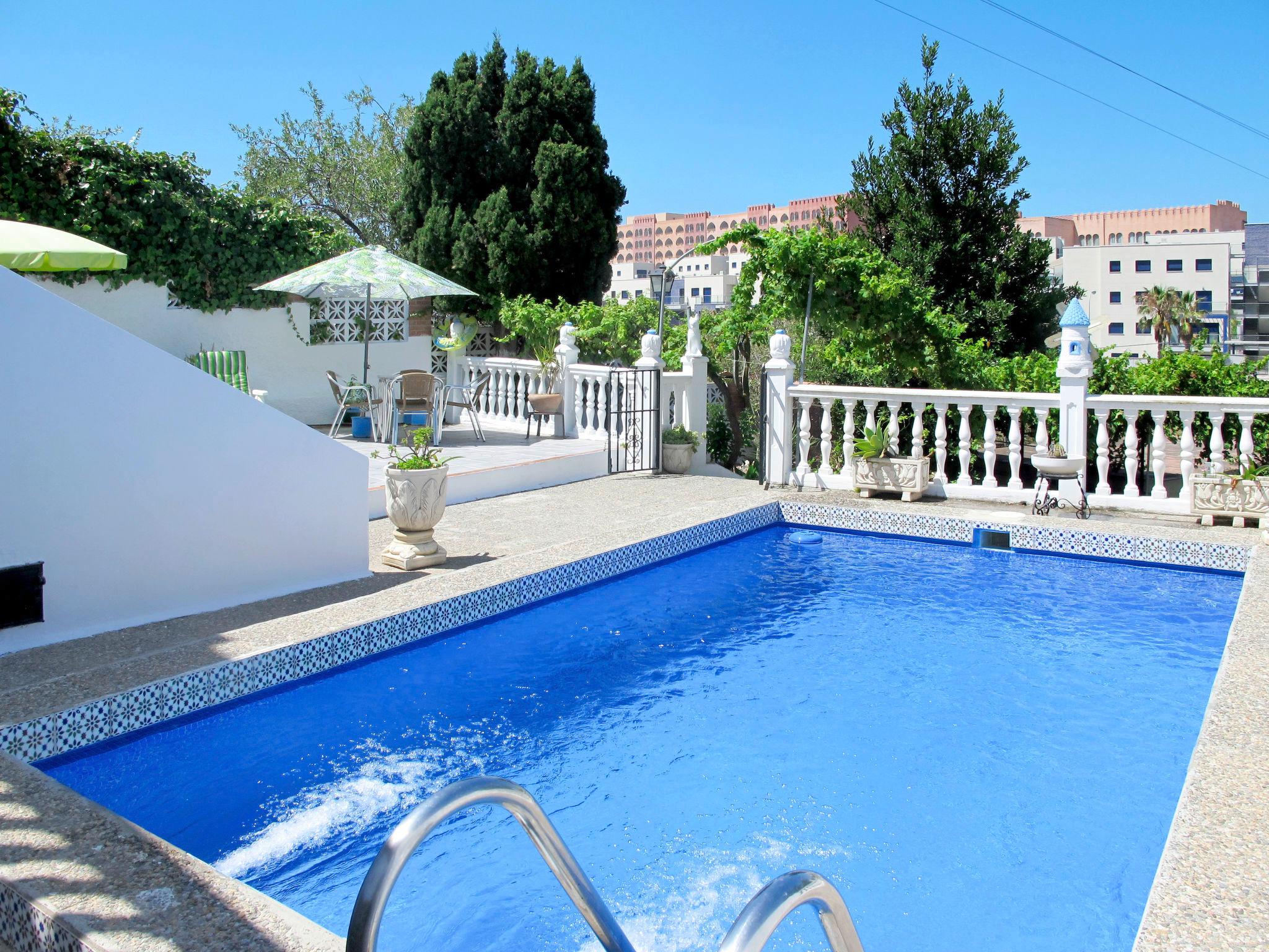 Foto 20 - Casa de 2 quartos em Almuñécar com piscina privada e terraço