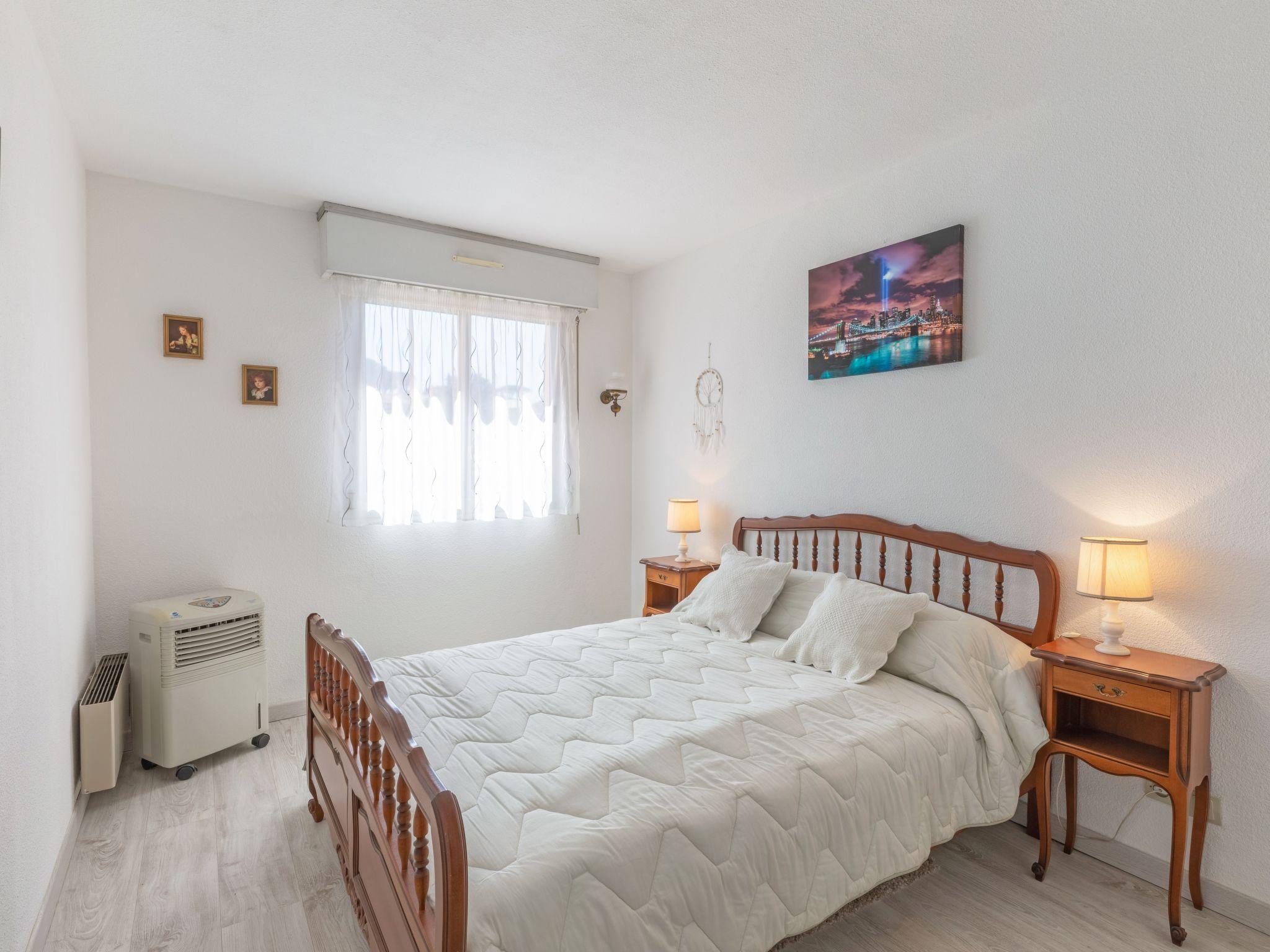 Foto 5 - Apartamento de 1 quarto em Sainte-Maxime com piscina e terraço