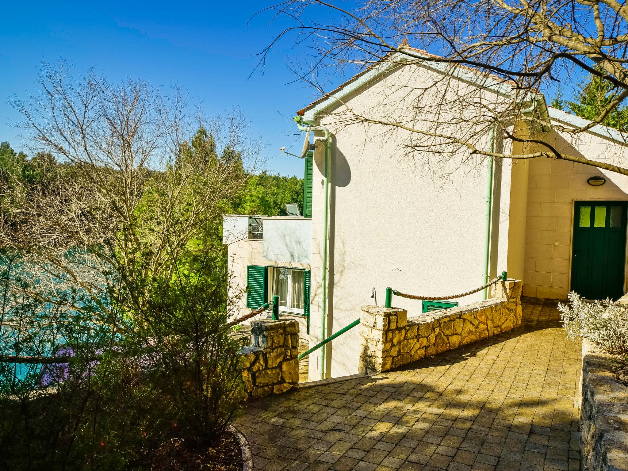 Photo 20 - Maison de 2 chambres à Obrovac avec terrasse et vues à la mer