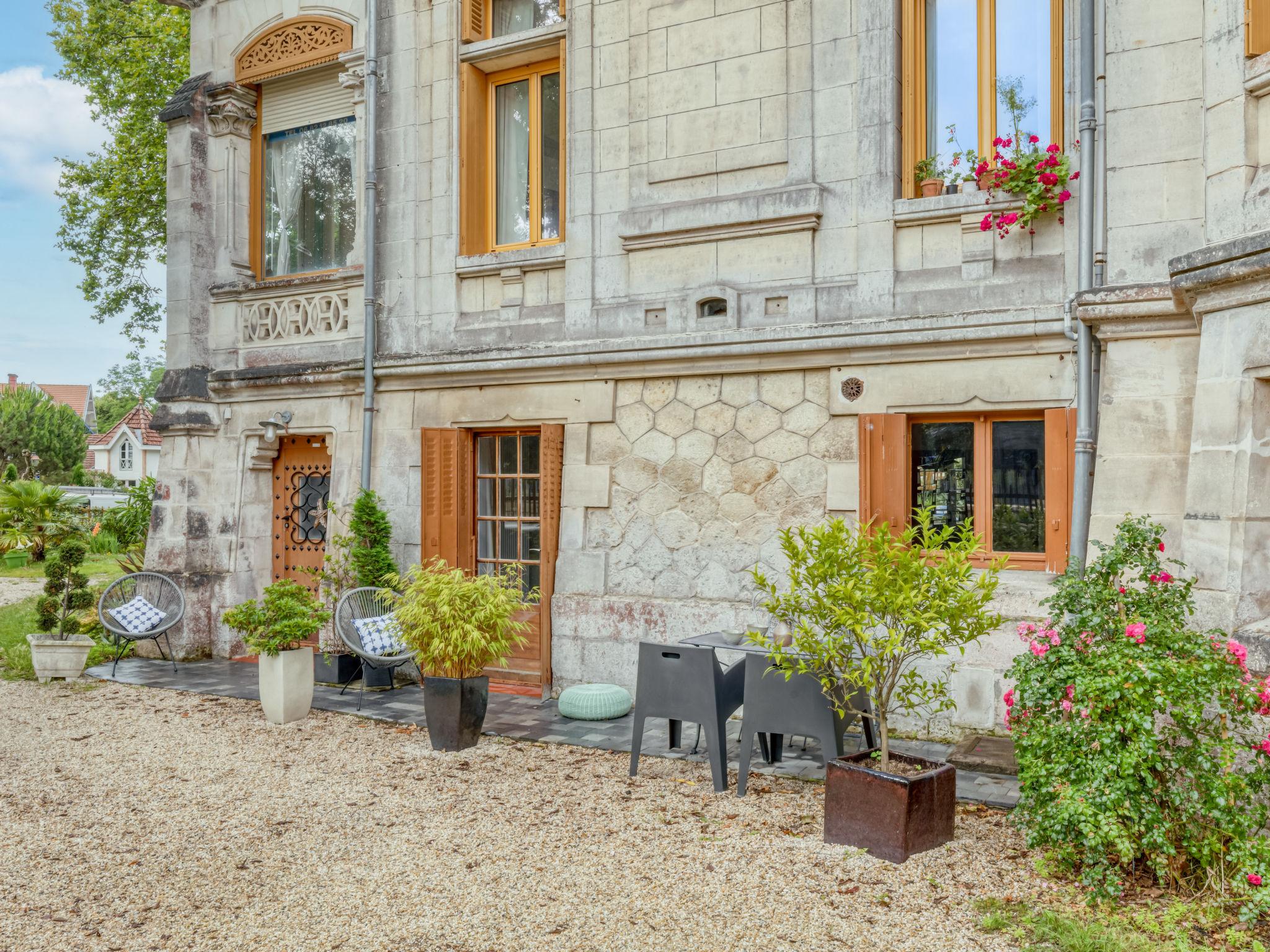 Foto 14 - Apartamento de 2 quartos em Arcachon com jardim e terraço