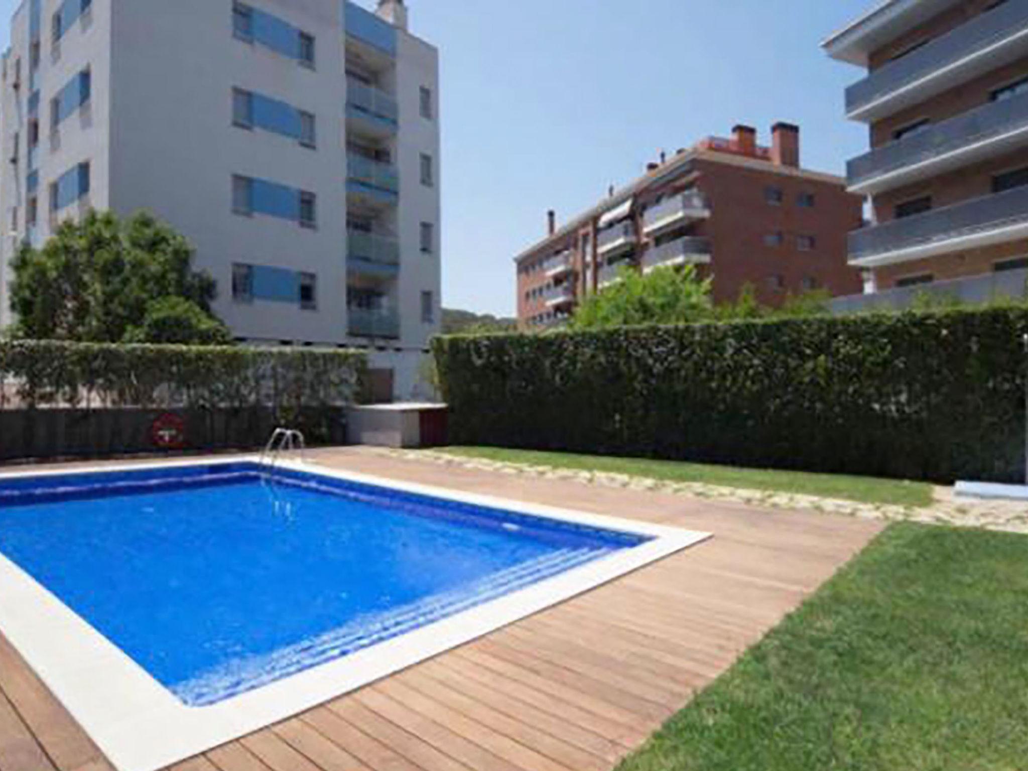 Foto 1 - Apartamento de 1 quarto em Lloret de Mar com piscina e vistas do mar