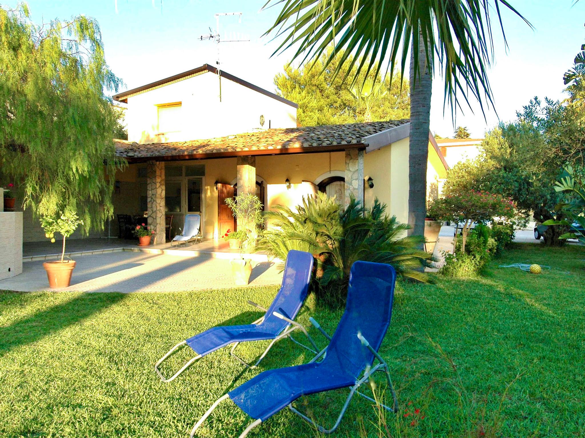 Photo 16 - Maison de 3 chambres à Trappeto avec piscine privée et jardin