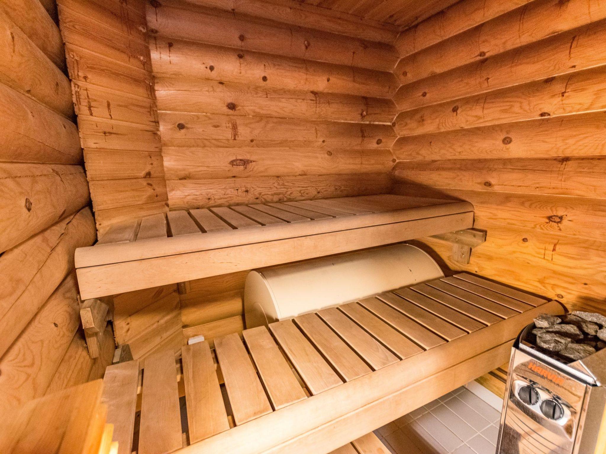 Foto 9 - Casa de 1 habitación en Puolanka con sauna y vistas a la montaña