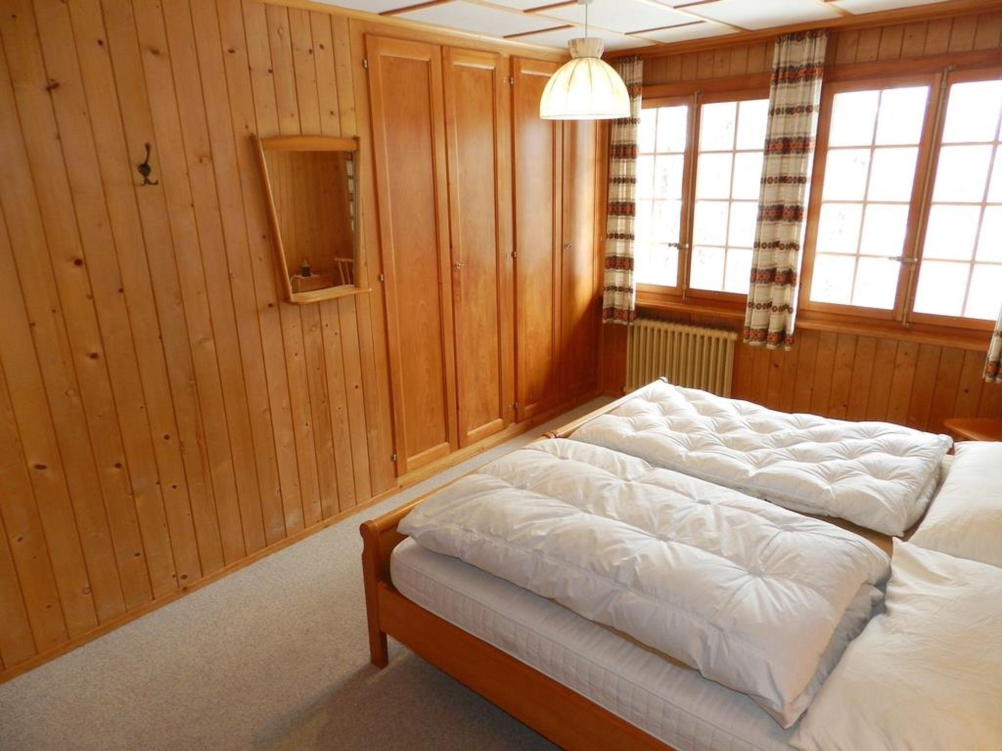 Photo 15 - 3 bedroom Apartment in Saanen