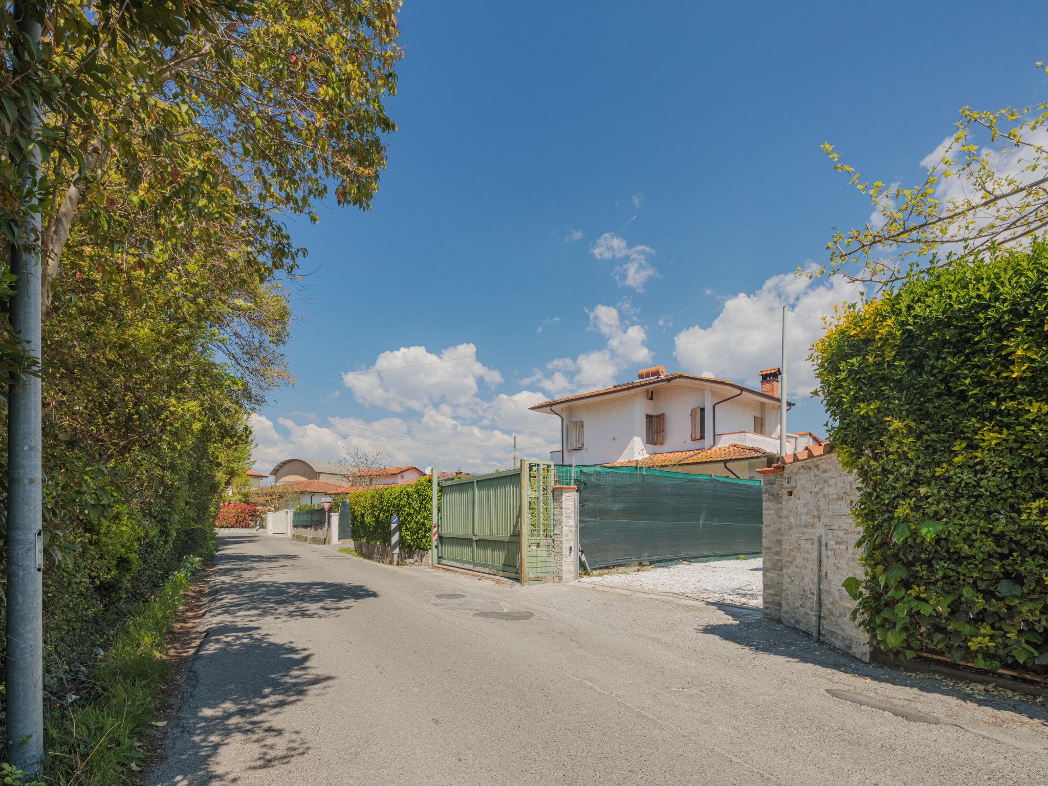 Foto 19 - Haus mit 2 Schlafzimmern in Pietrasanta mit garten und blick aufs meer