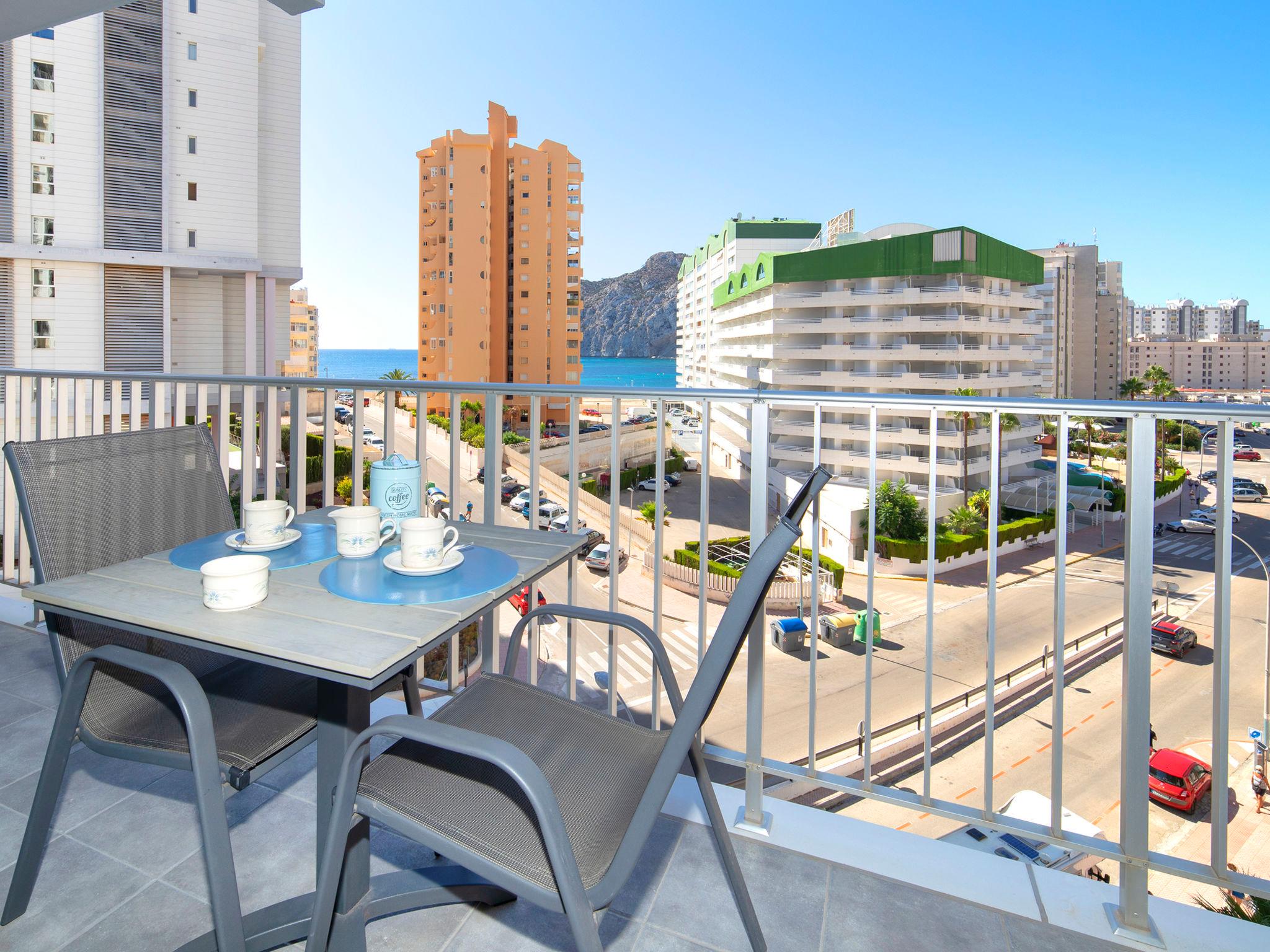 Foto 1 - Apartamento de 1 habitación en Calpe con vistas al mar