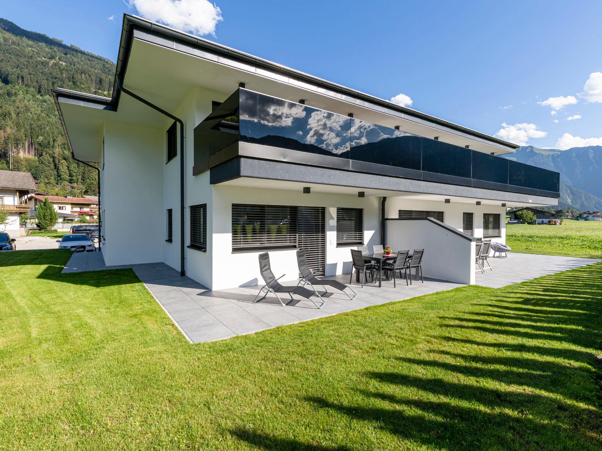 Foto 1 - Apartamento de 1 habitación en Ramsau im Zillertal con jardín y vistas a la montaña