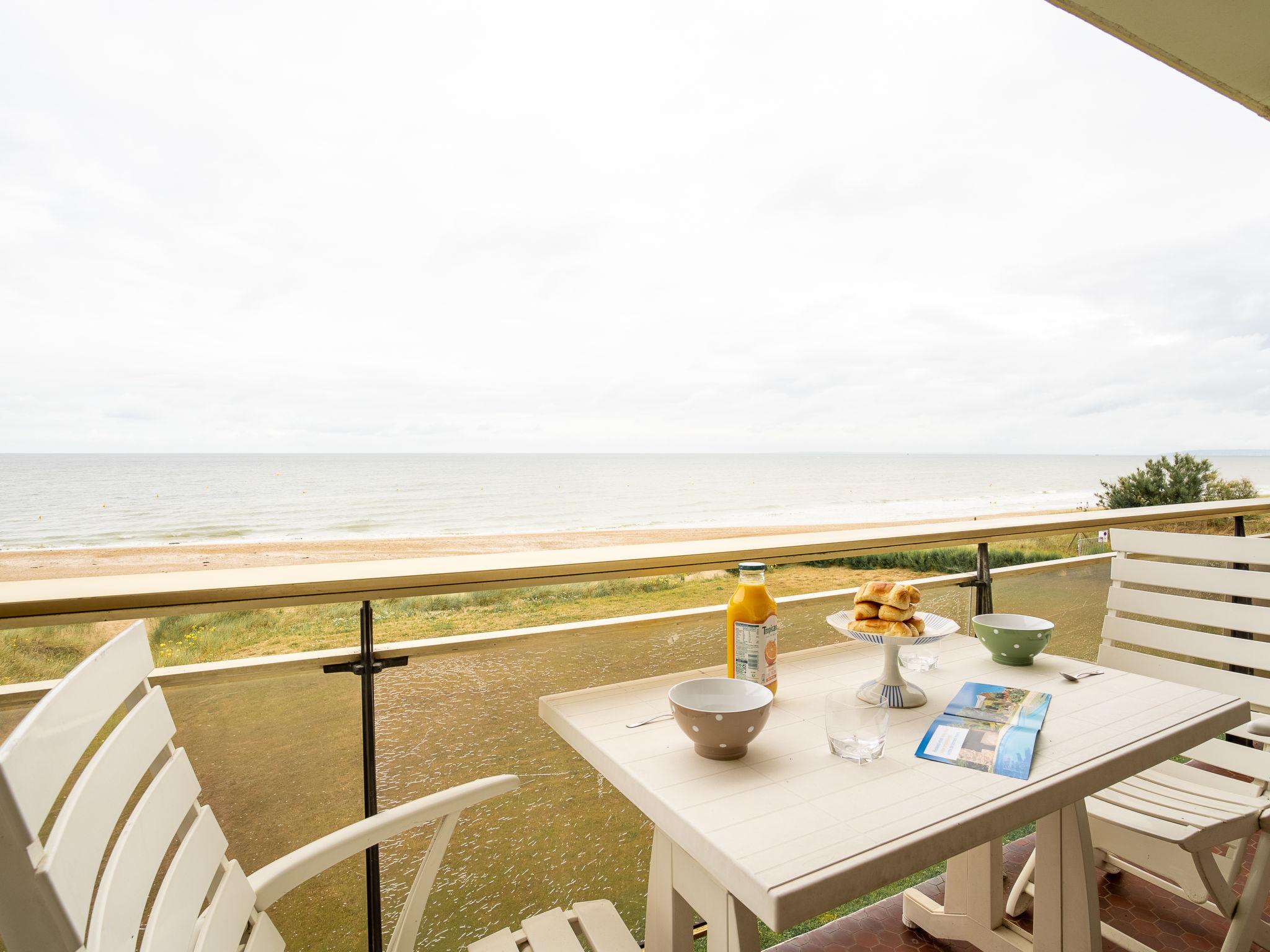 Photo 1 - Appartement en Varaville avec piscine et vues à la mer