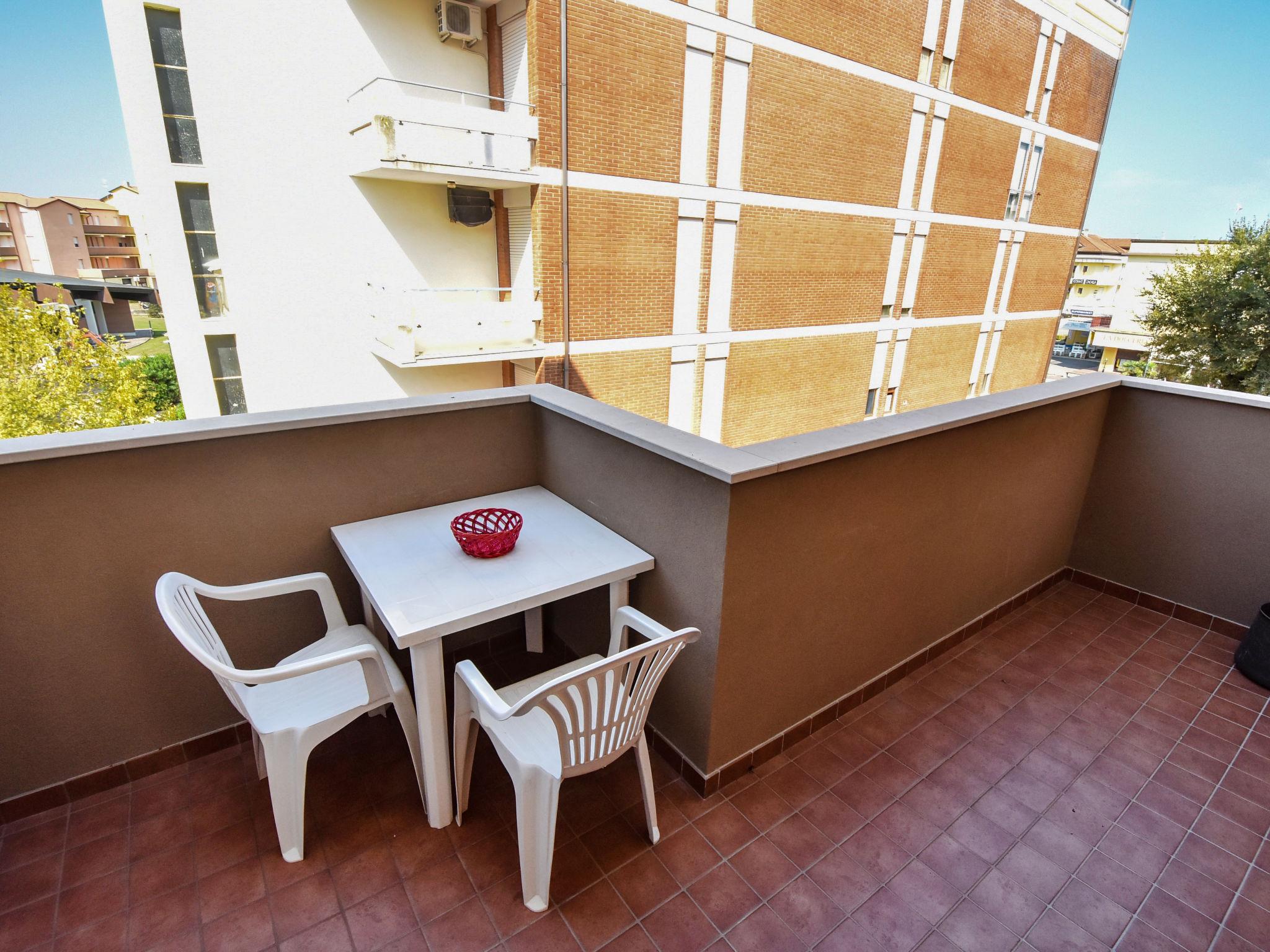 Foto 12 - Appartamento con 1 camera da letto a Rosolina con terrazza e vista mare