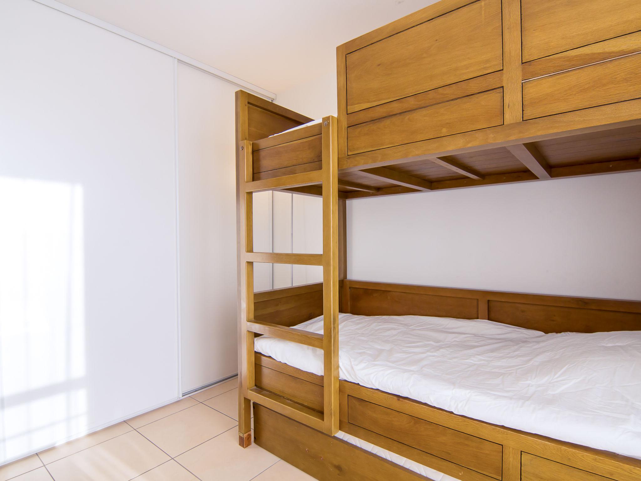 Foto 12 - Appartamento con 1 camera da letto a Deauville con terrazza e vista mare