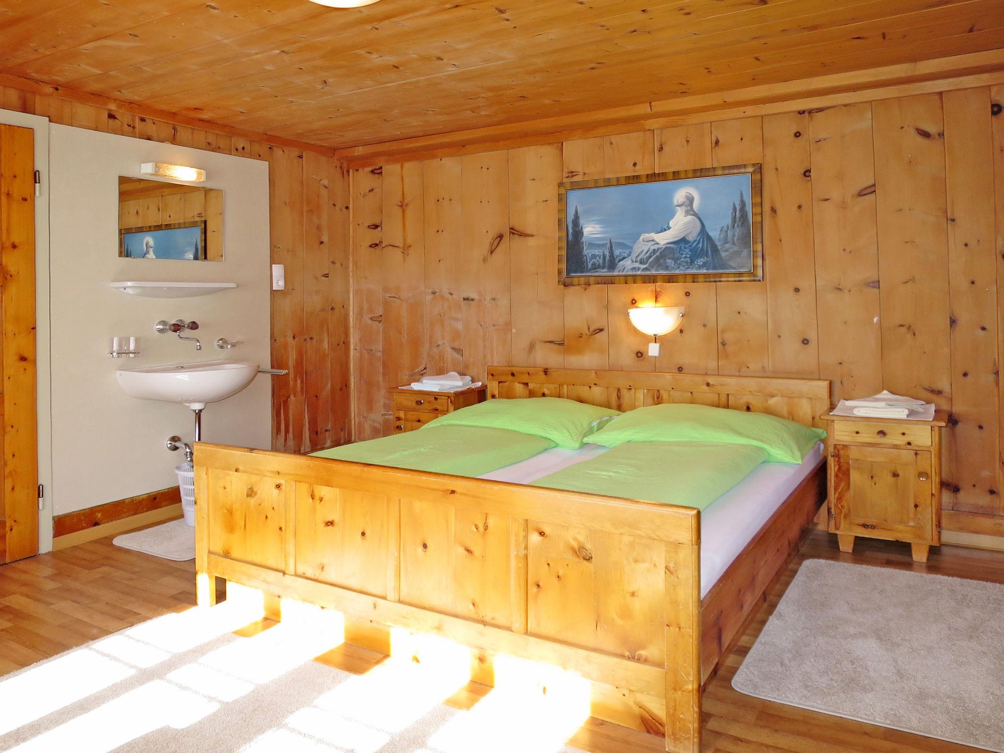 Foto 4 - Appartamento con 5 camere da letto a Tux con terrazza e vista sulle montagne