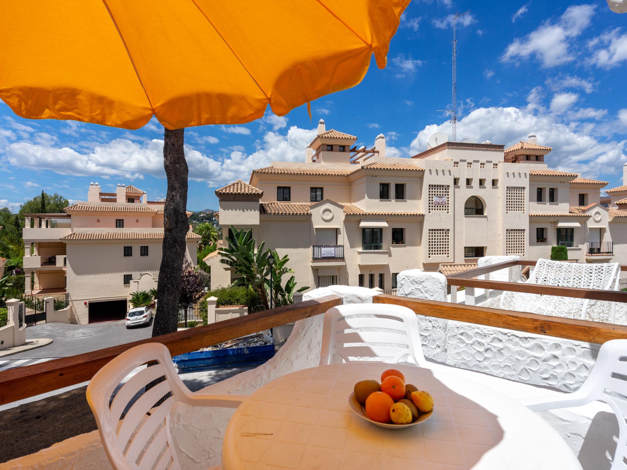 Photo 3 - Appartement de 1 chambre à Marbella avec piscine et vues à la mer