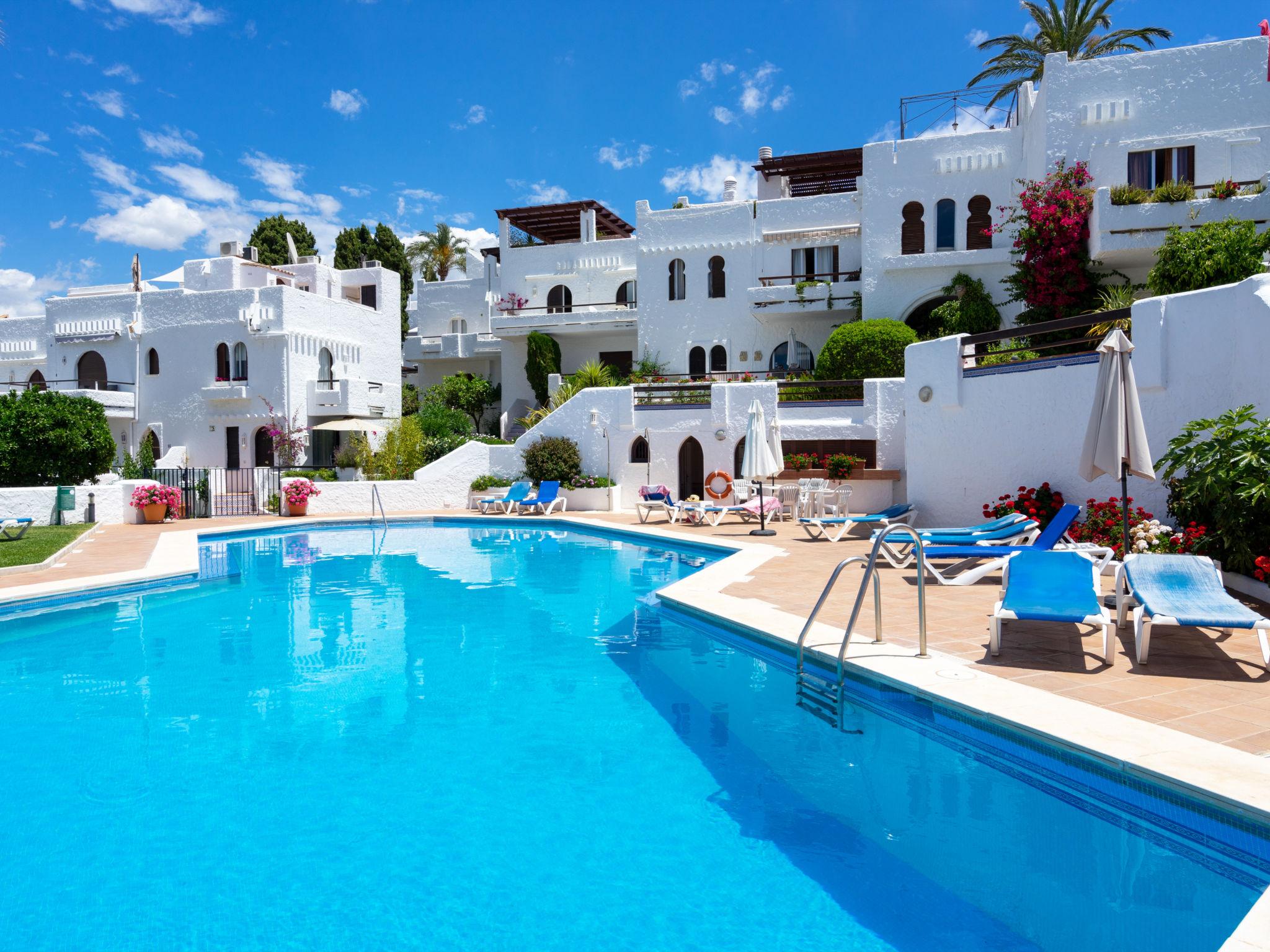 Foto 19 - Apartamento de 1 habitación en Marbella con piscina y vistas al mar