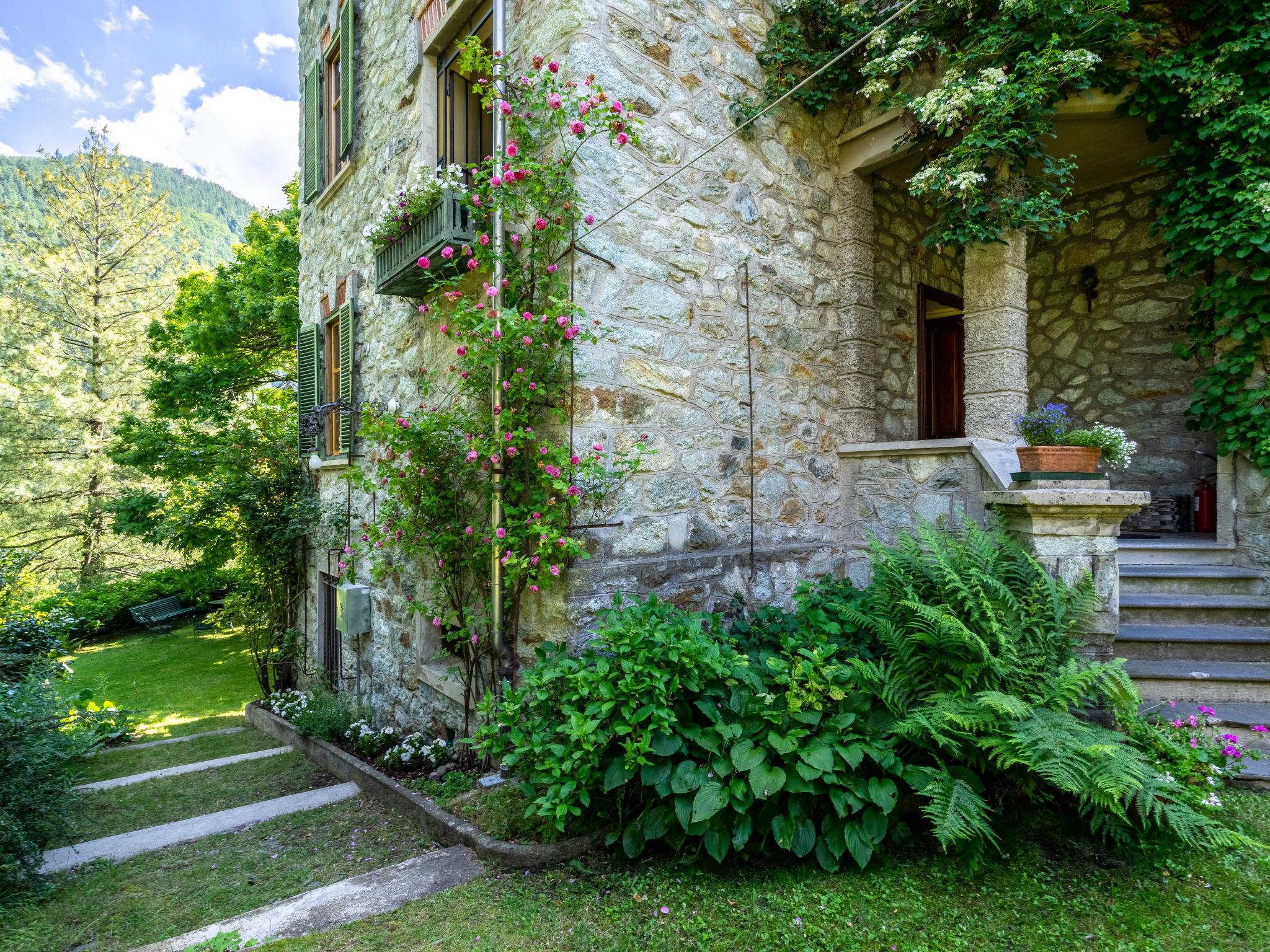 Photo 31 - 7 bedroom House in Ala di Stura with garden and mountain view