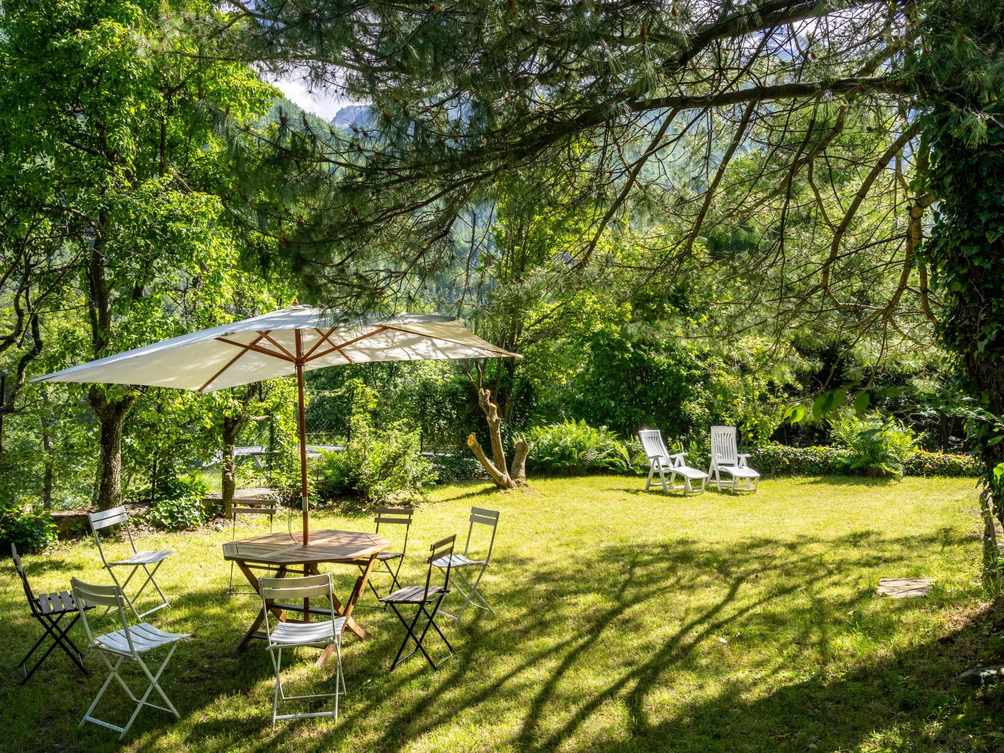 Photo 3 - Maison de 7 chambres à Ala di Stura avec jardin et vues sur la montagne